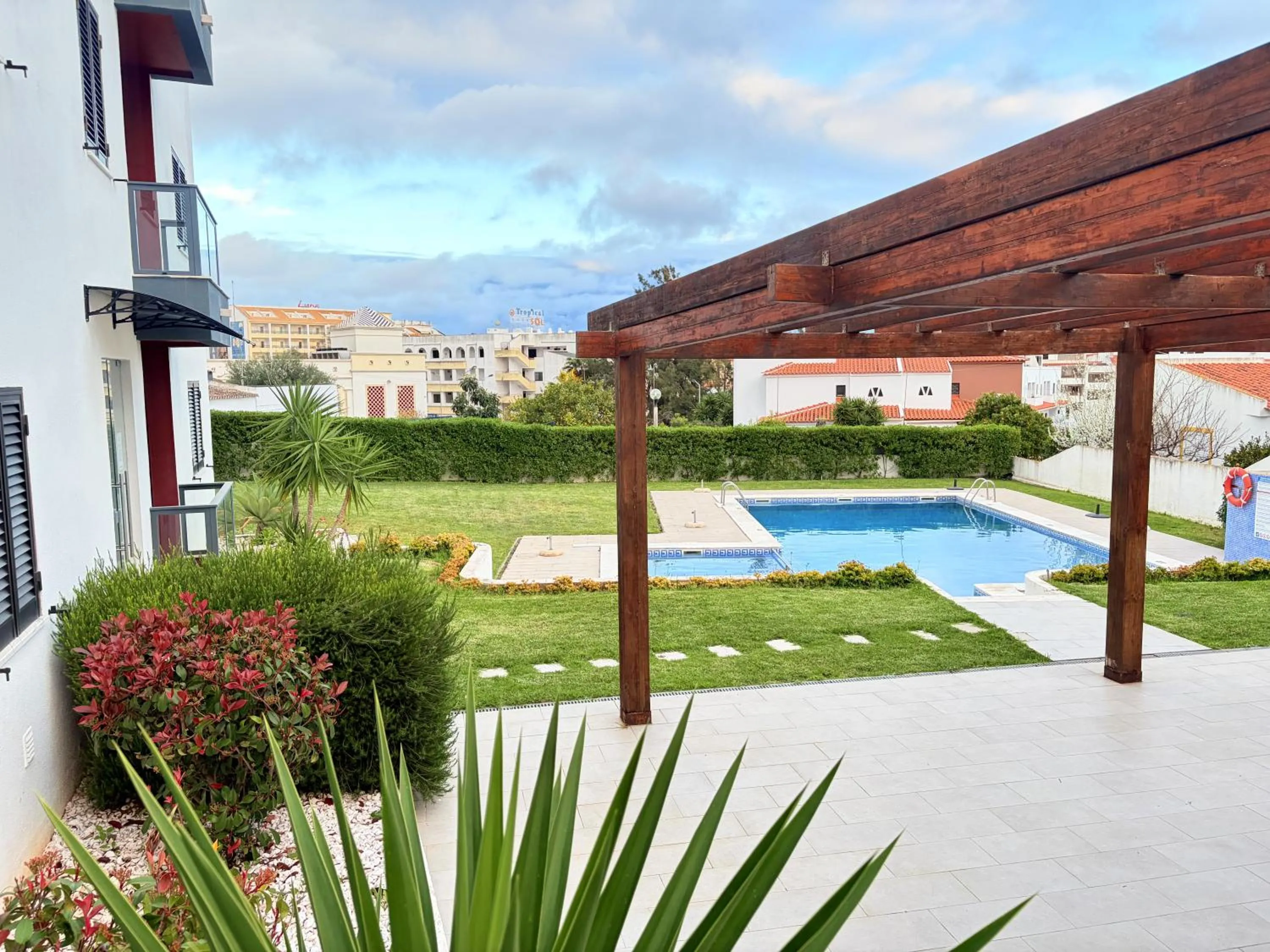 LEGACY SUITES & APARTMENTS ALBUFEIRA AL - No Groups