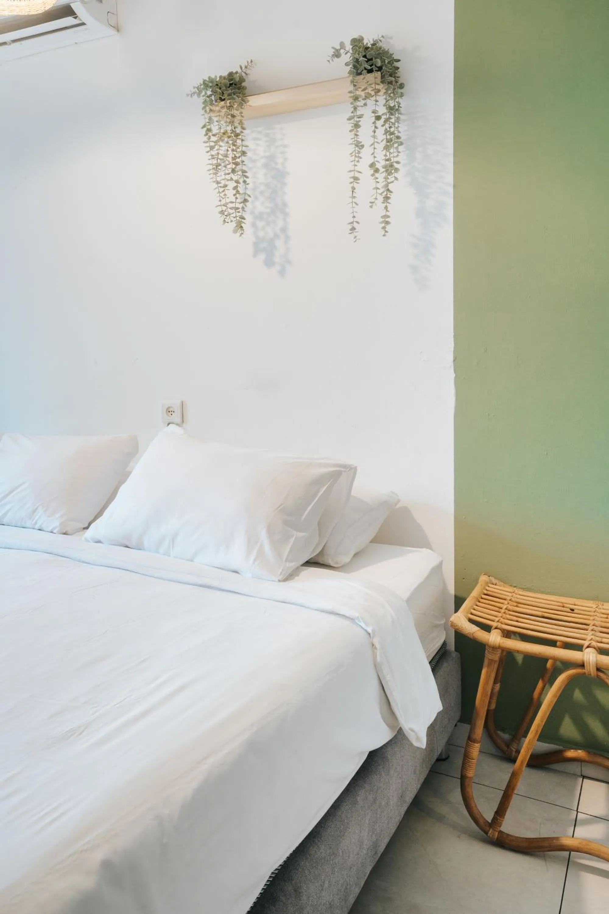 Bed in Central Beach Hotel