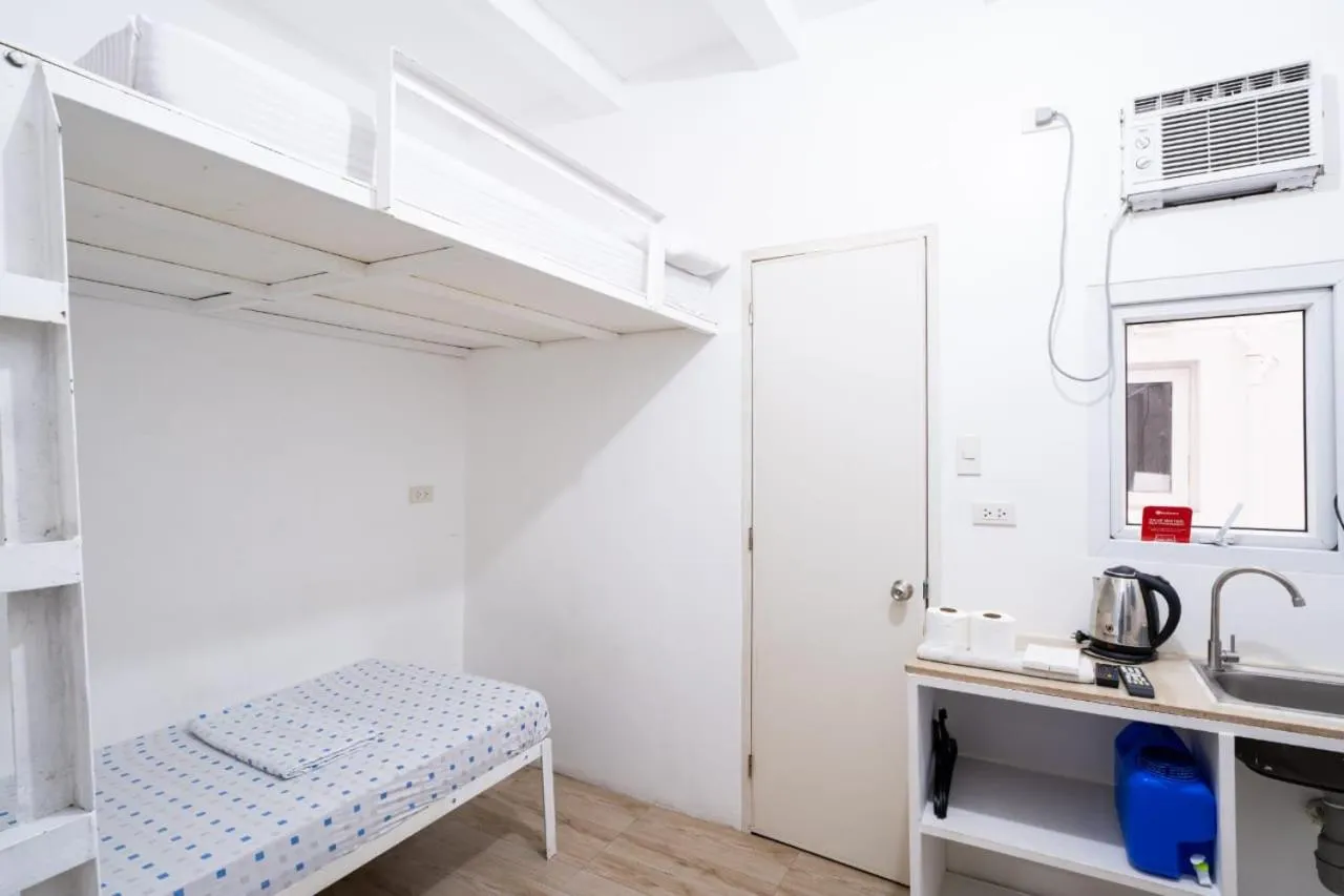 Bedroom, Bed in Pasay Centrale Hotel