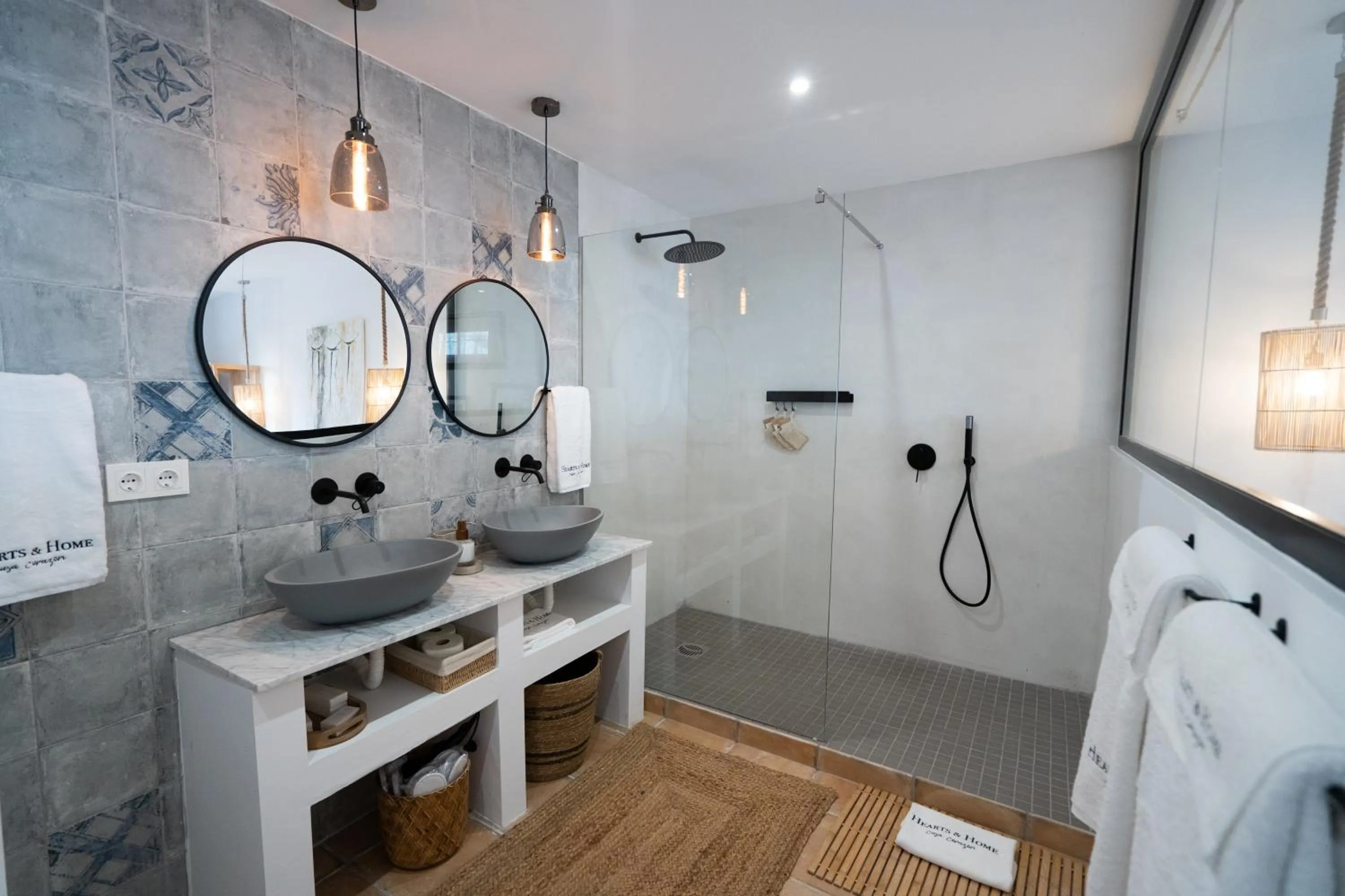 Shower in Hearts & Home