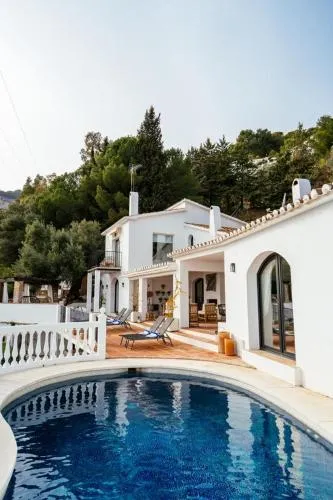 Property building in Hearts & Home