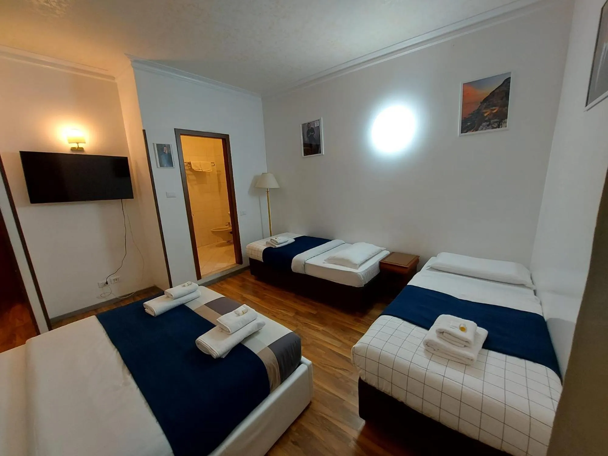 Bed in Hotel Positano 2