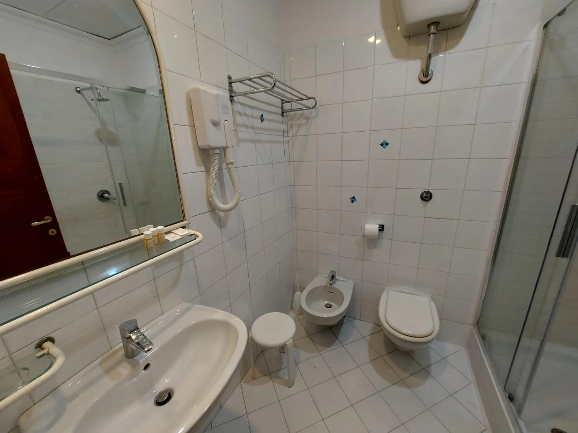 Shower in Hotel Positano 2