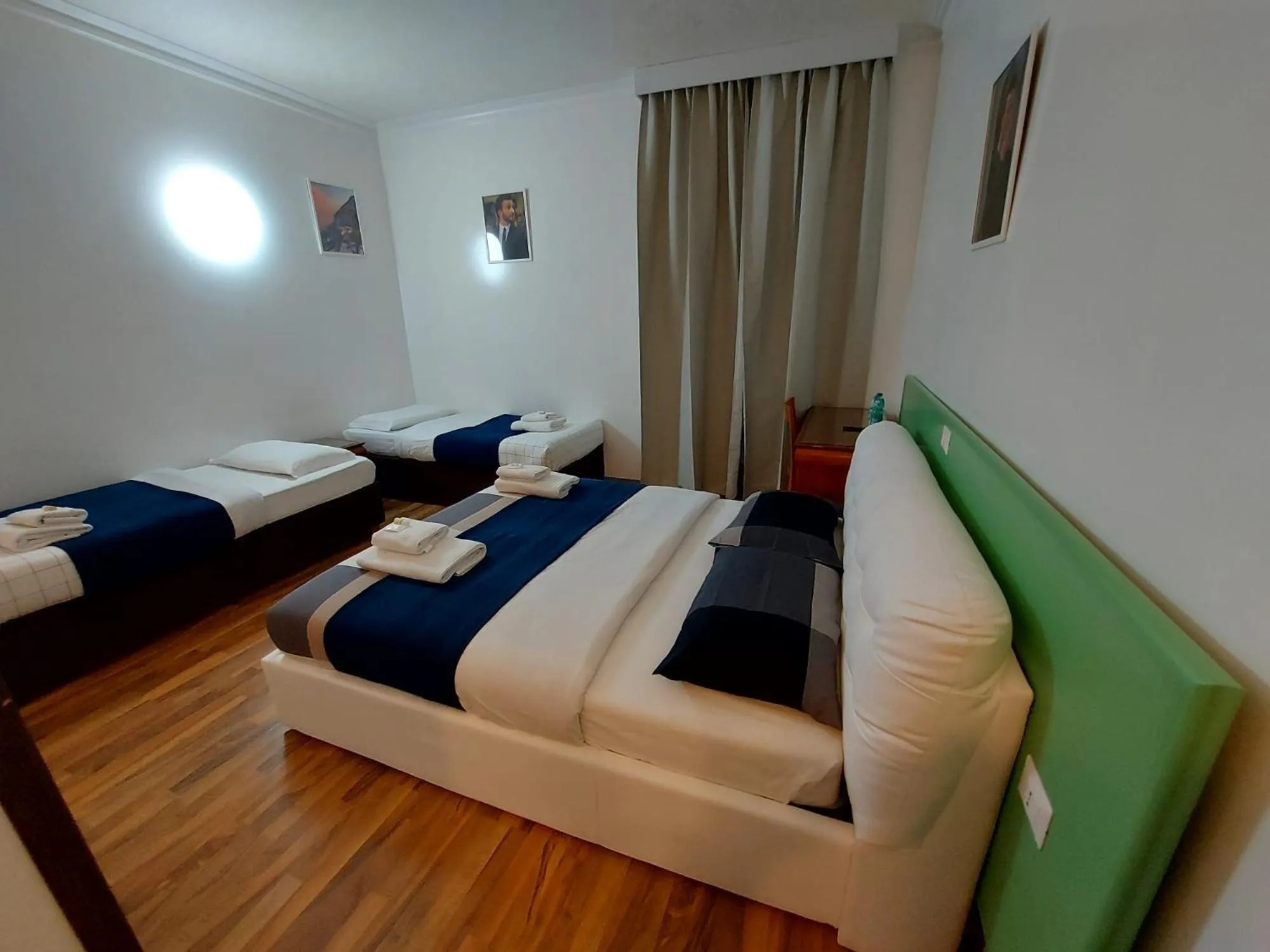 Bed in Hotel Positano 2