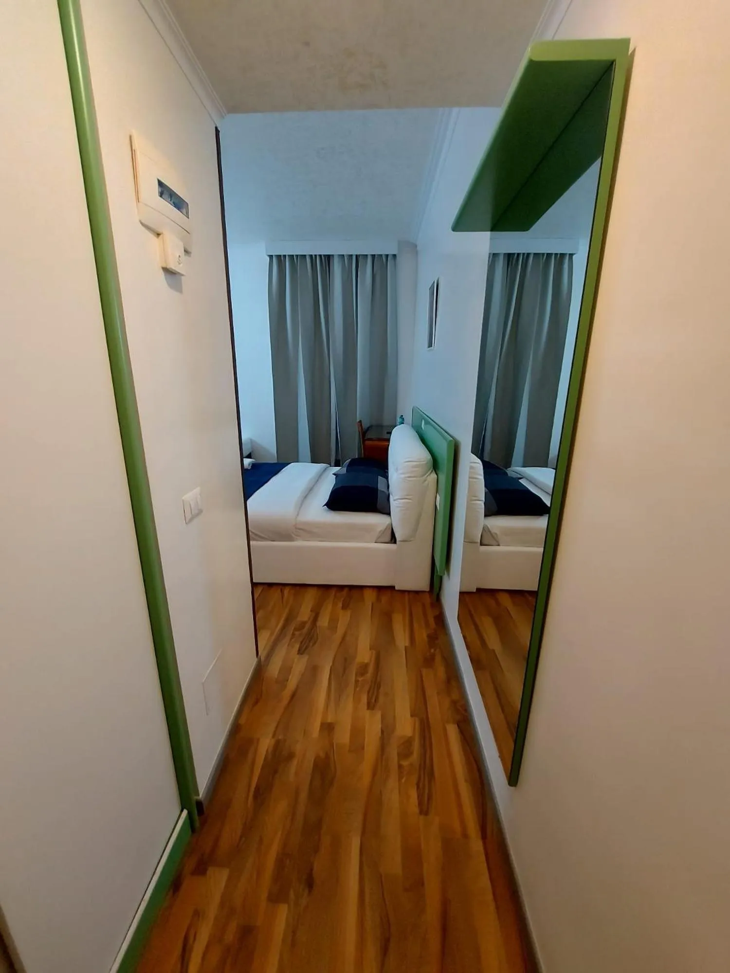 Bed in Hotel Positano 2