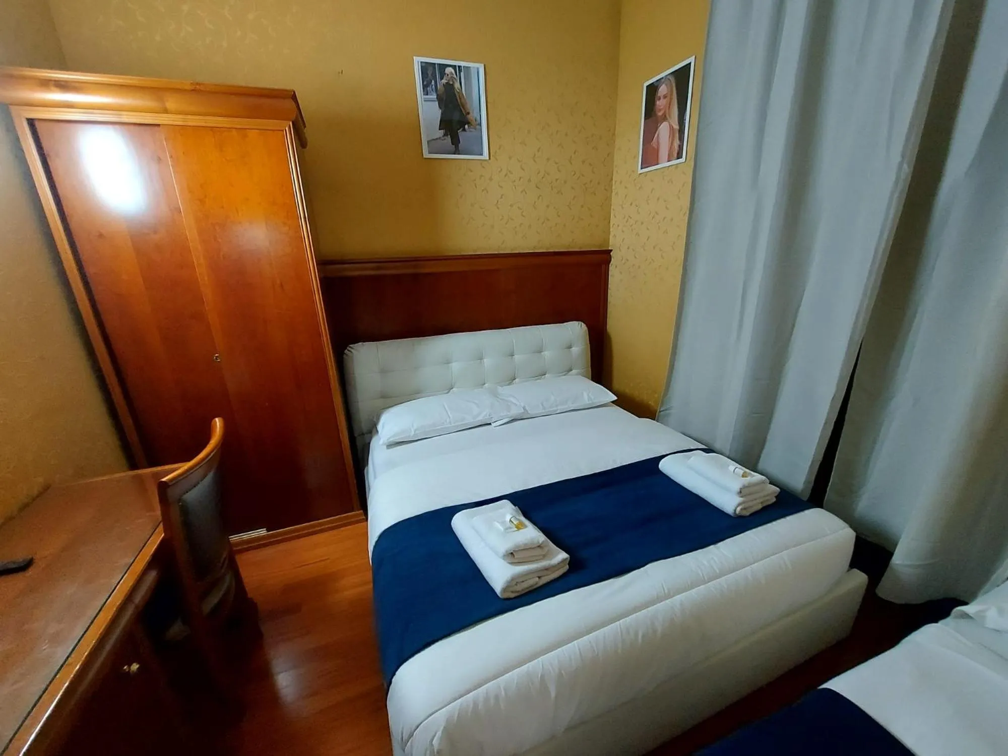 Bed in Hotel Positano 2