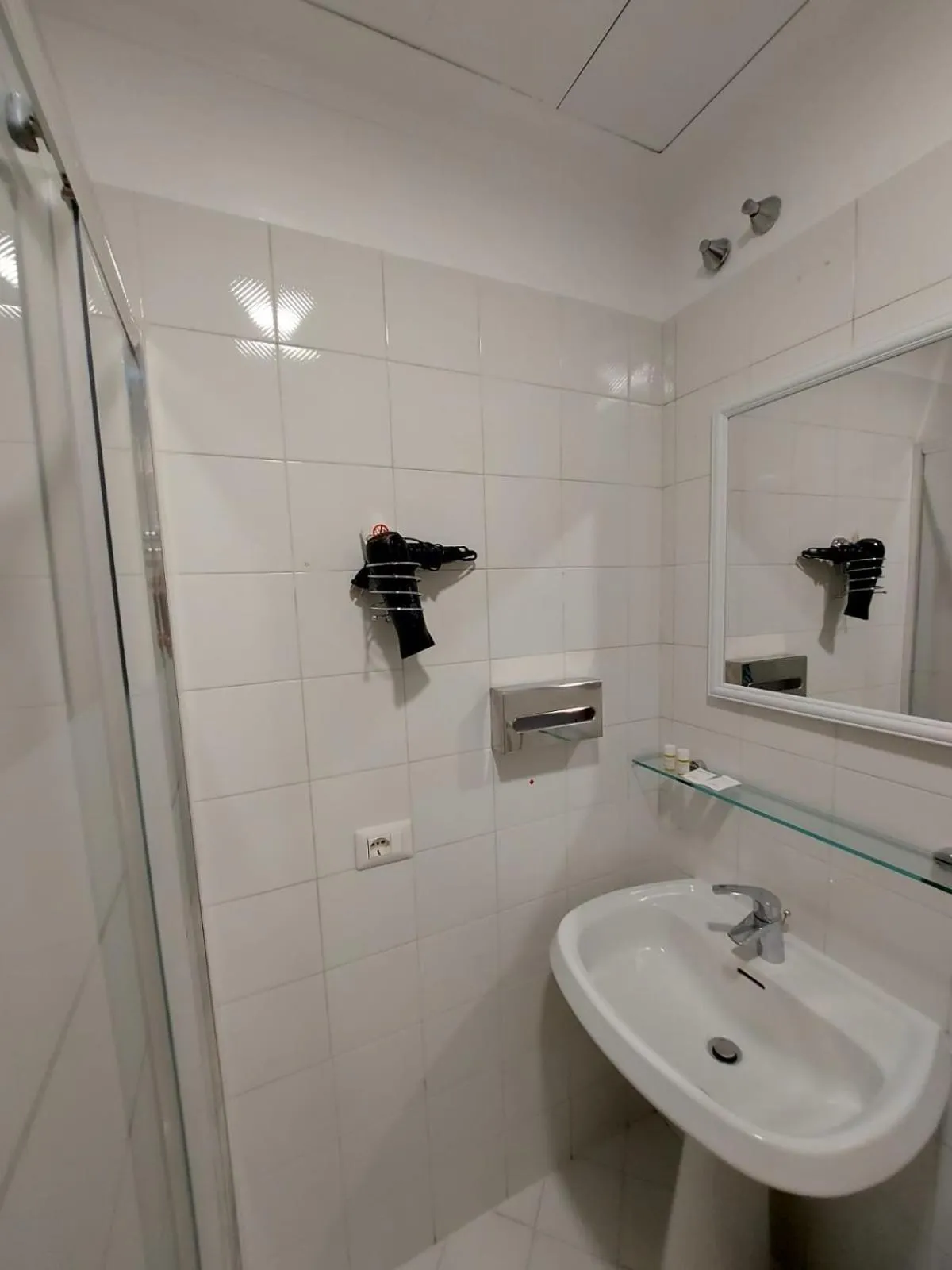 Bathroom in Hotel Positano 2