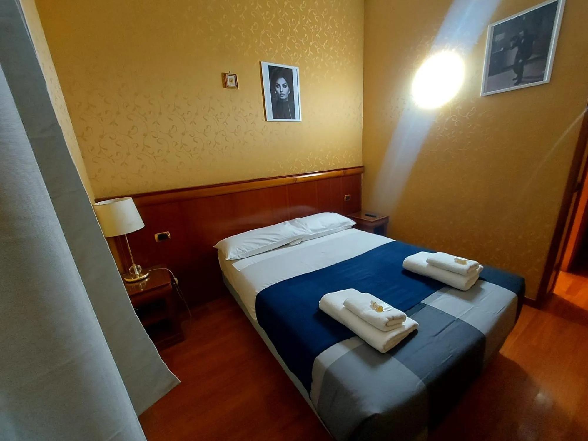 Bed in Hotel Positano 2