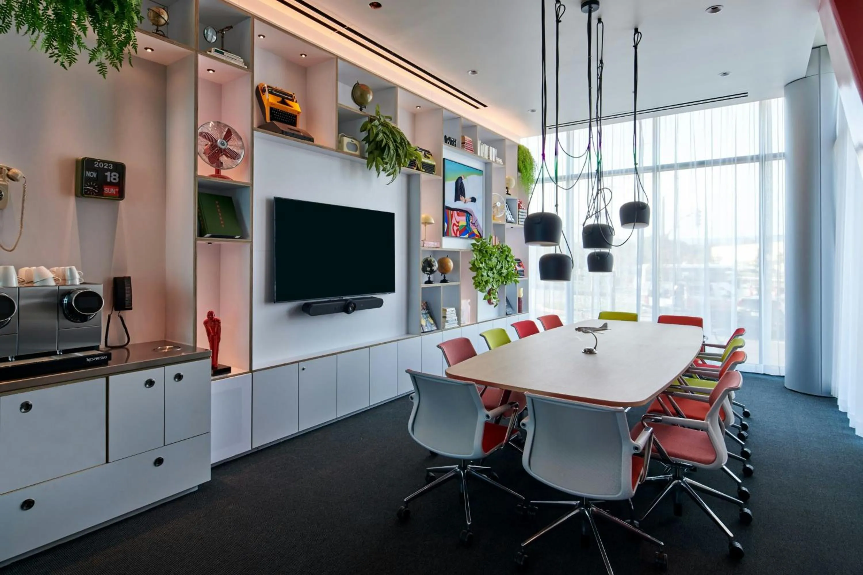 Meeting/conference room in citizenM Menlo Park