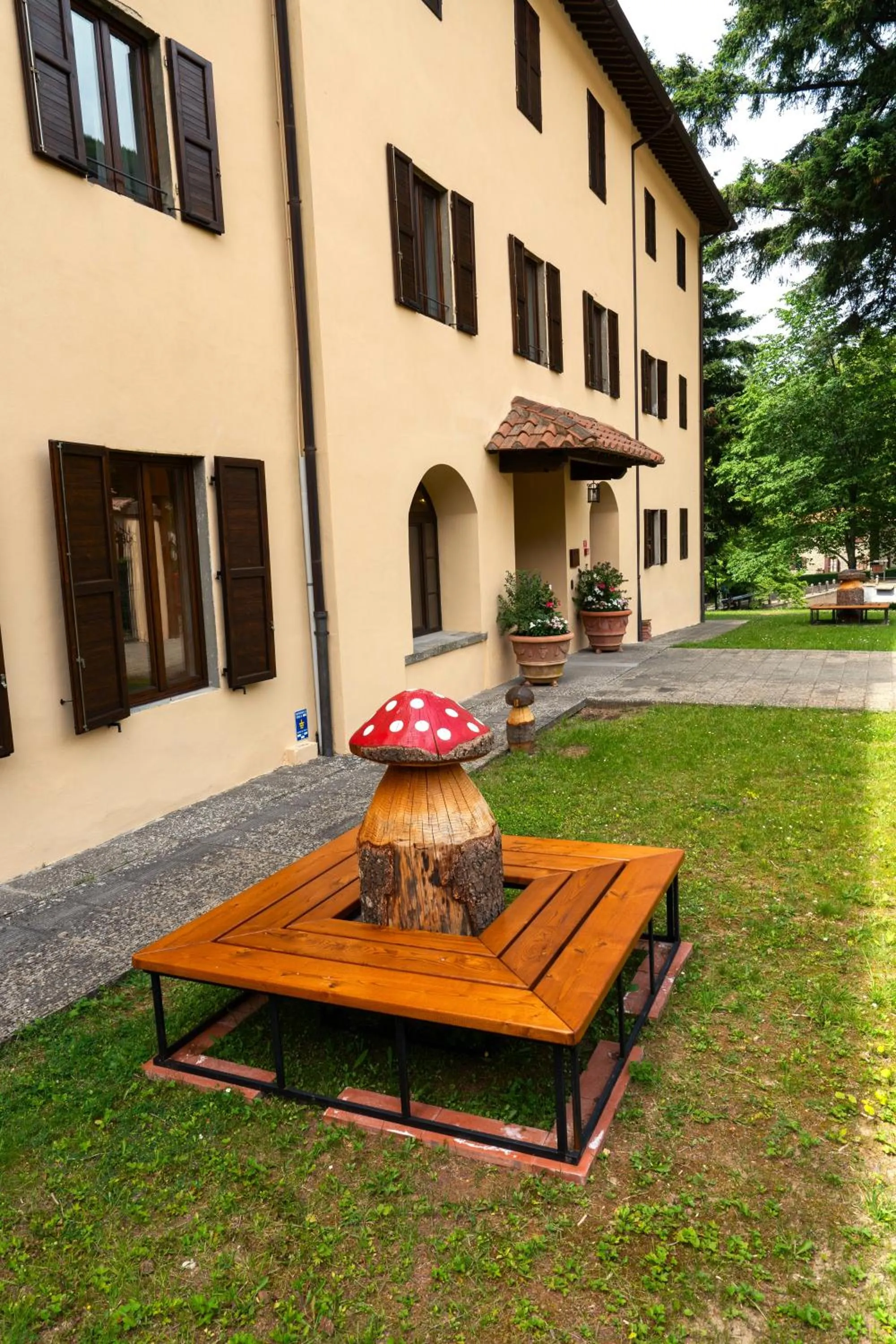 Property building in Hotel Rifugio la Foresta