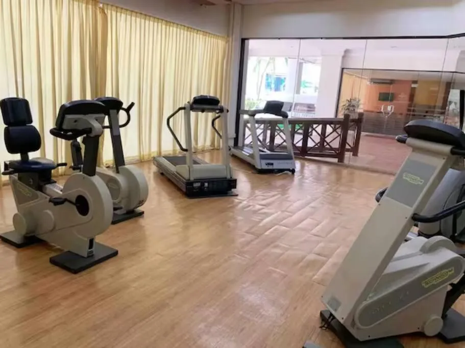 Luscious~ Walking Distance to SEE, SHOP and EAT