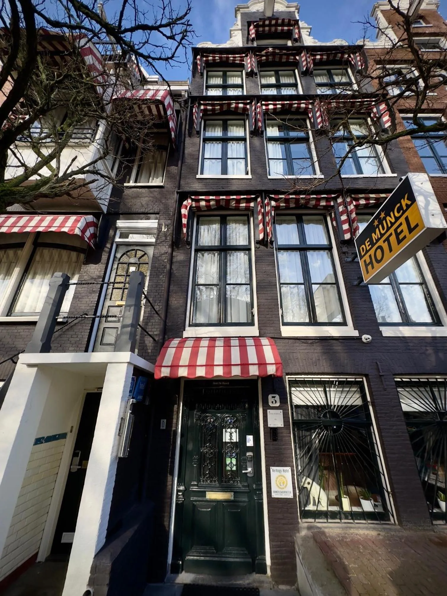 Property building in Hotel de Munck