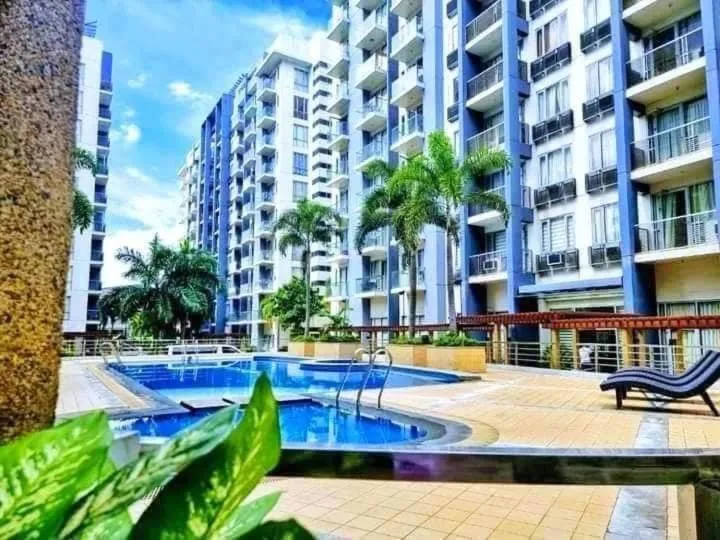 One Palm Tree Villas