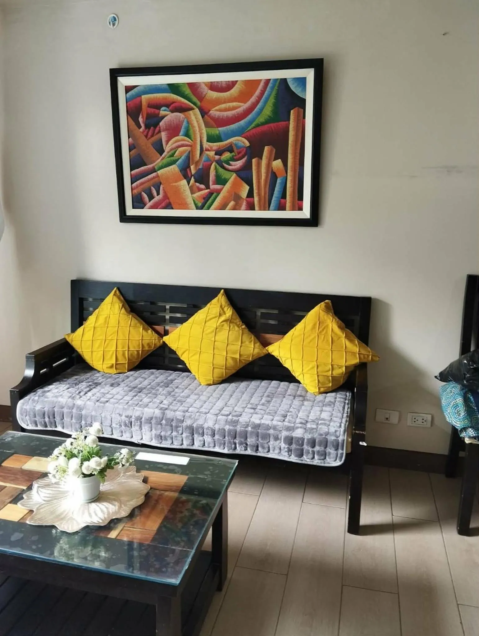 One Palm and Two Palm Tree Villas