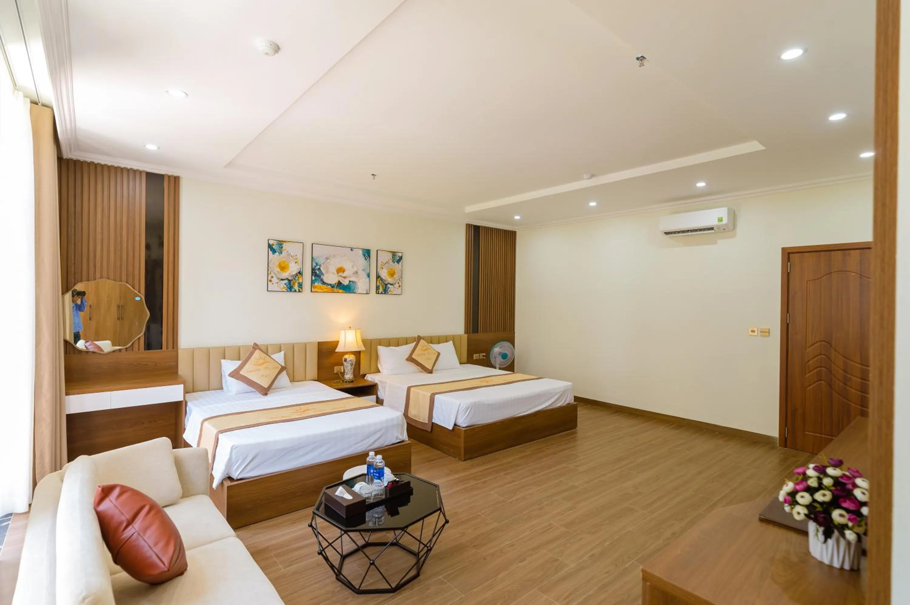 Bed in Sunshine Hạ Long Hotel