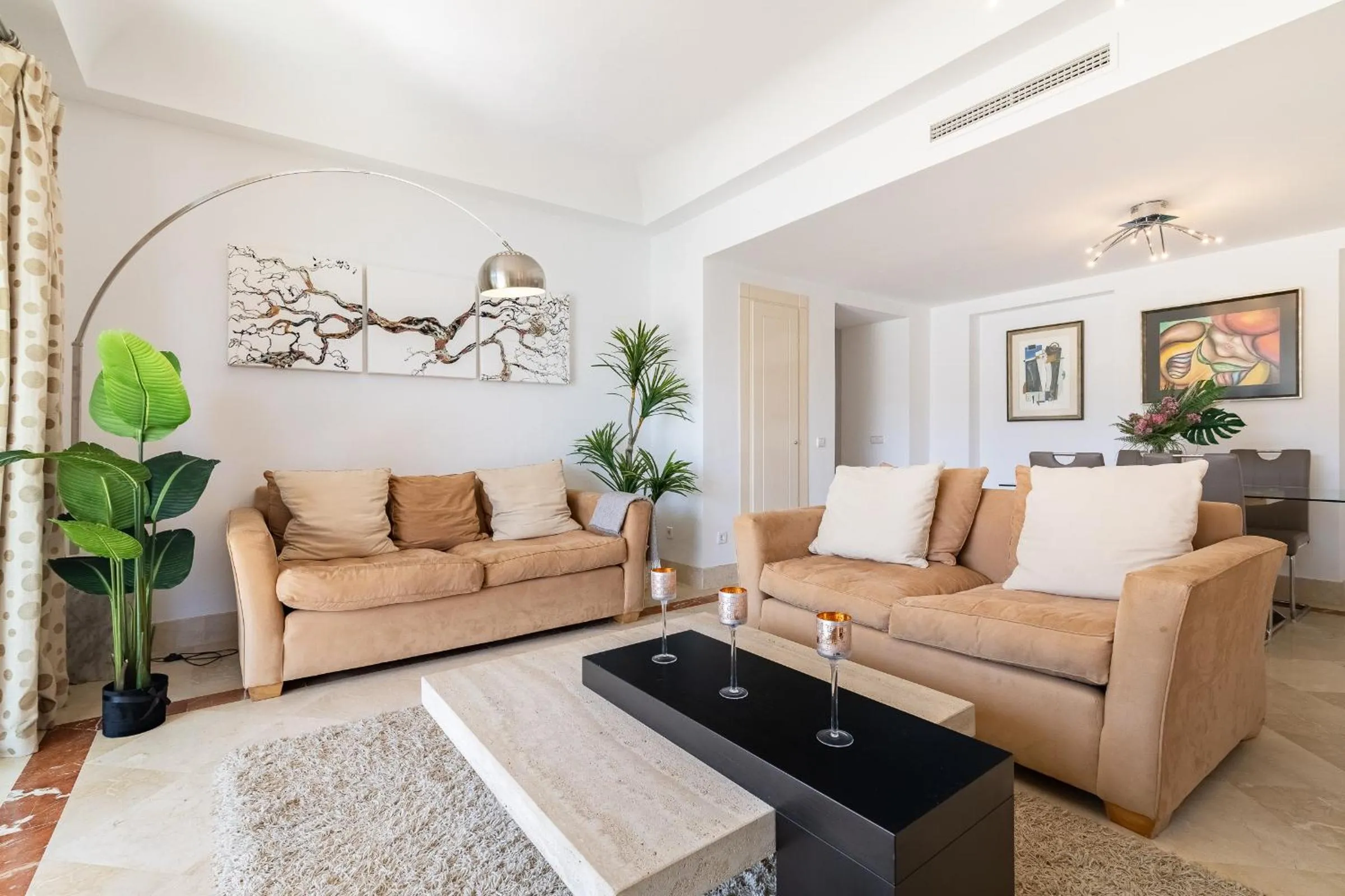 Waterside Apartment in Sotogrande Marina with Private Pool