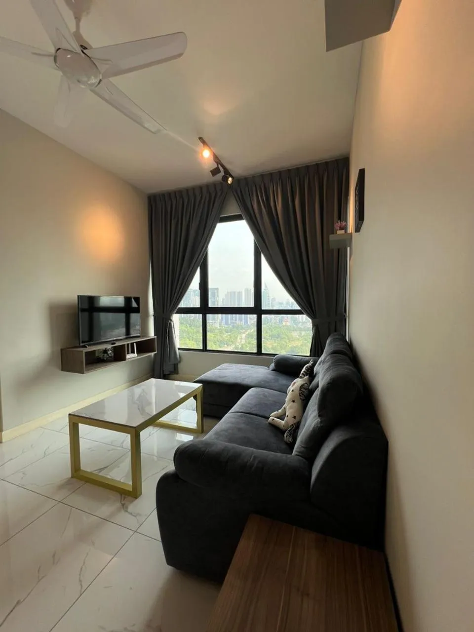 TV and multimedia in Cubic Botanical Suites Bangsar South by HomeBrickz