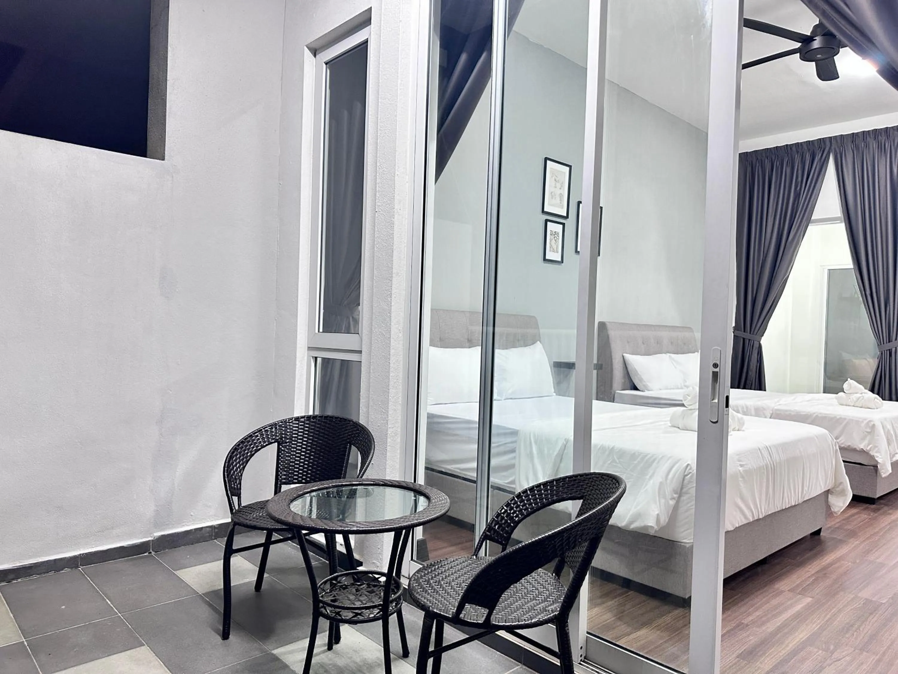 Bed in Queen’s Villa for 28Pax @Central of Penang