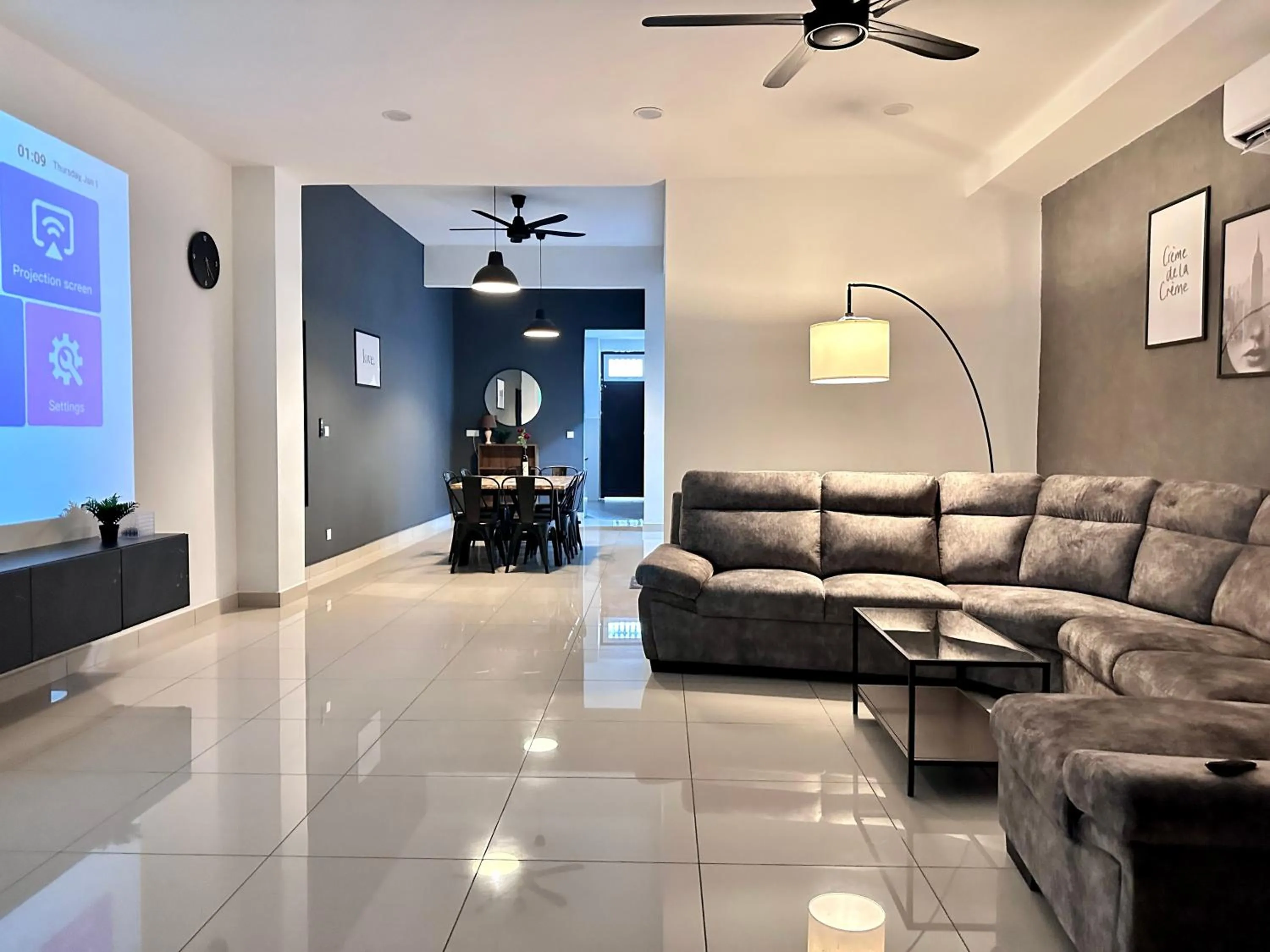 Queen’s Villa for 28Pax @Central of Penang