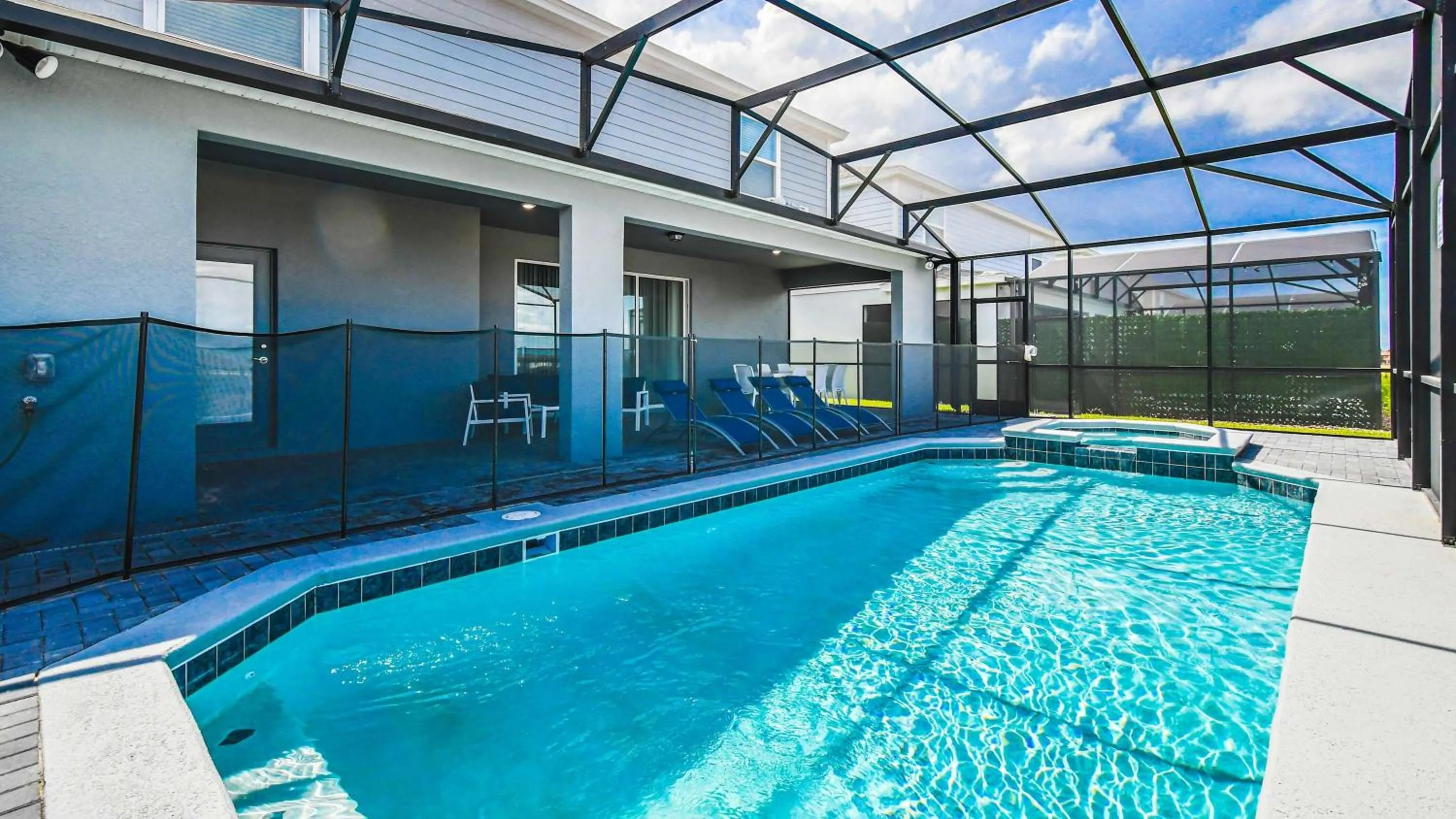 Mario Game Room Theater Loft w/ Pool Spa Disney