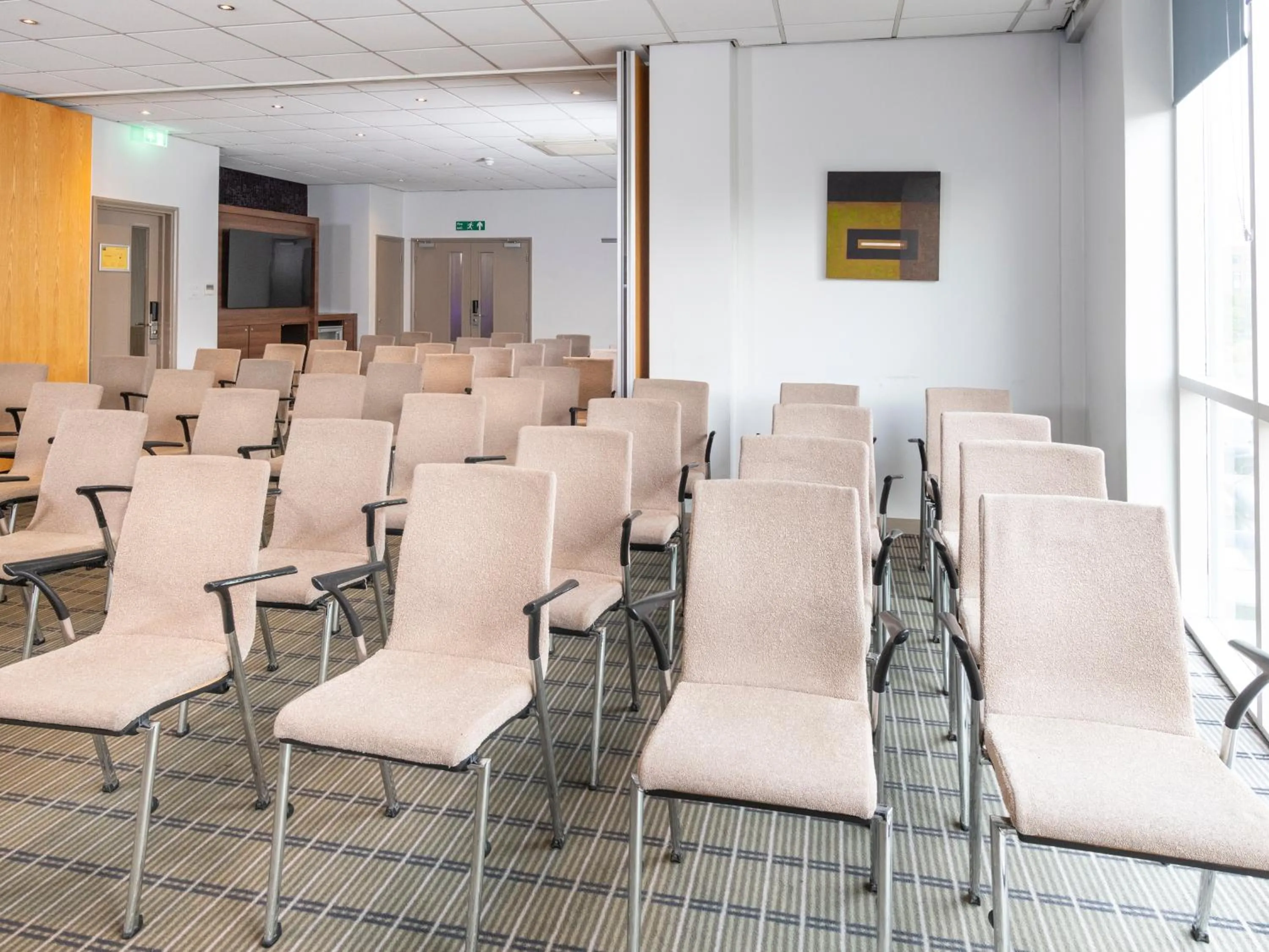 Meeting/conference room in Holiday Inn Express London Greenwich by IHG