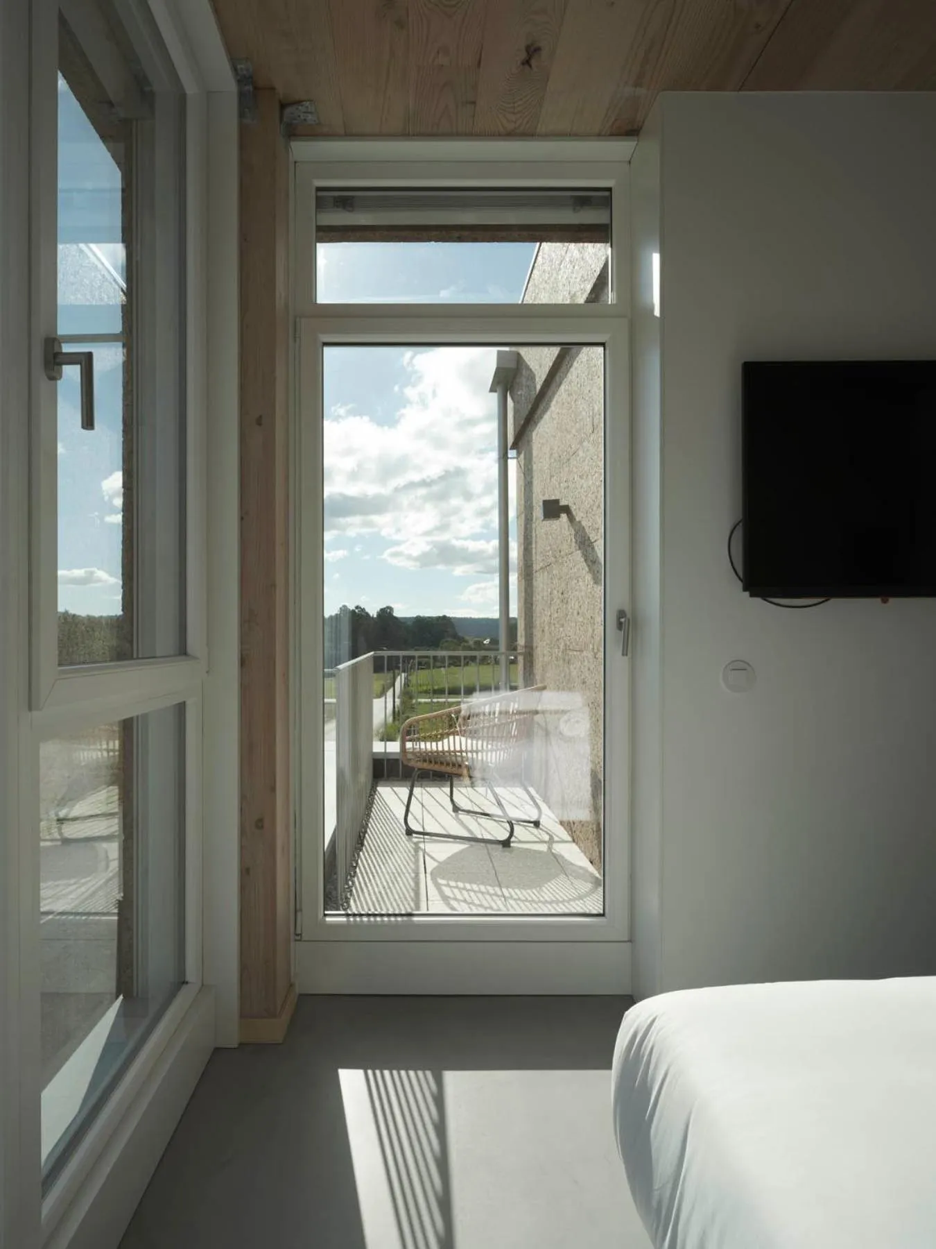 View (from property/room), Bed in Hotel Amiuka