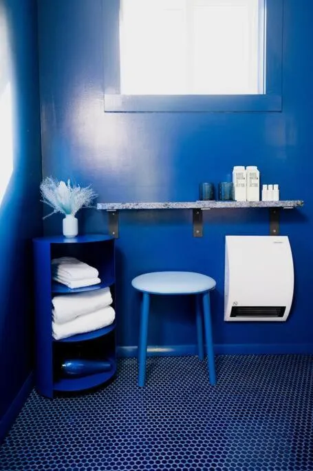 Bathroom in The Norsdale plus CMYK Motel on 10 acres in Phoenicia