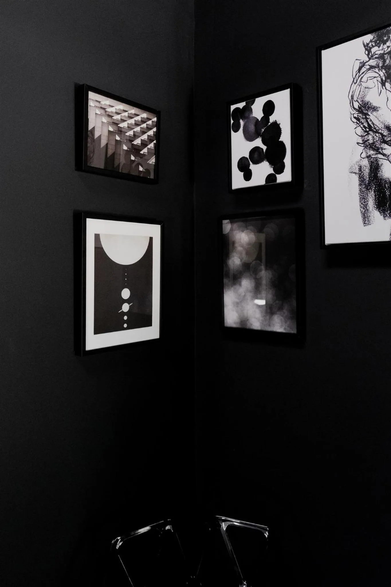 The Norsdale plus CMYK Motel on 10 acres in Phoenicia