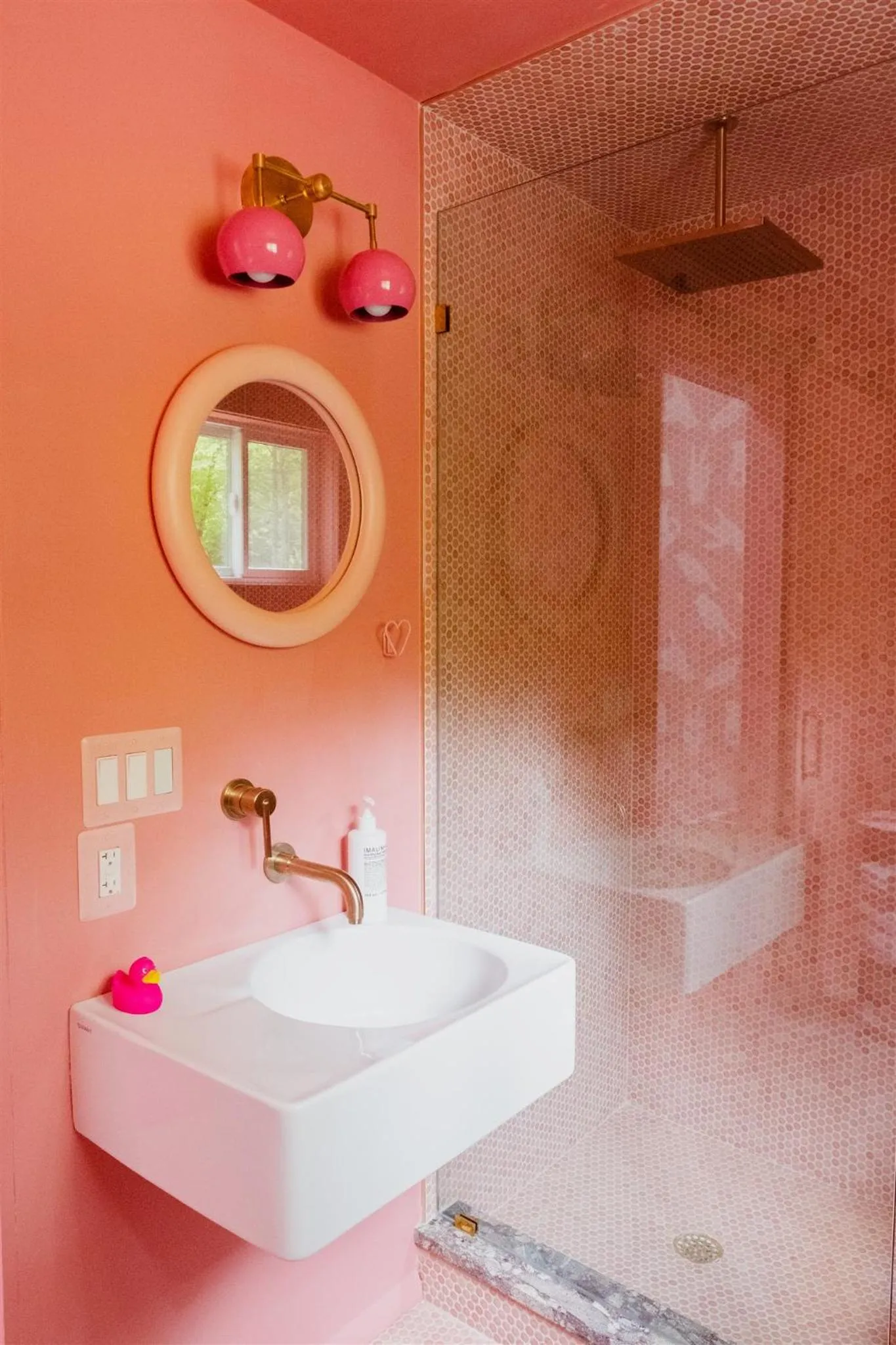 The Norsdale plus CMYK Motel on 10 acres in Phoenicia