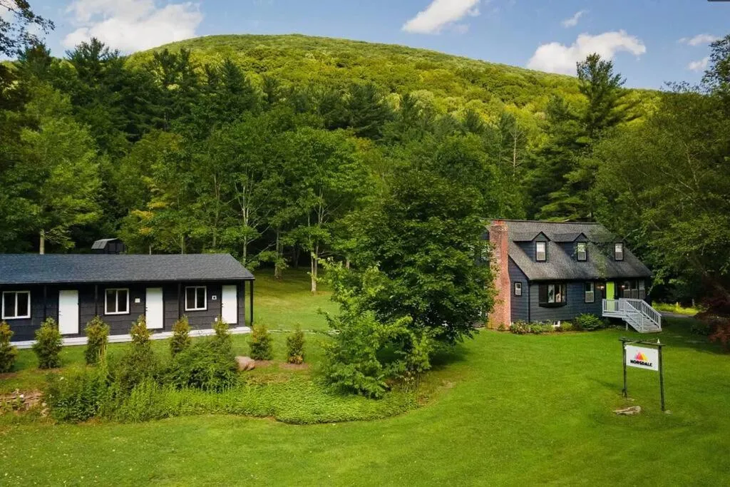 The Norsdale plus CMYK Motel on 10 acres in Phoenicia