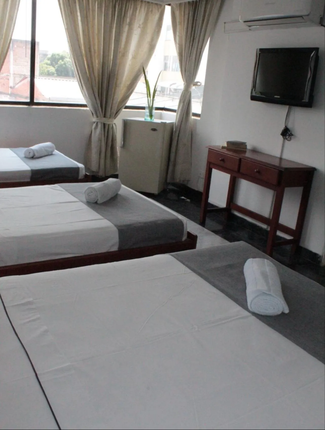 Photo of the whole room, Bed in HOTEL DINASTIA REAL NEIVA
