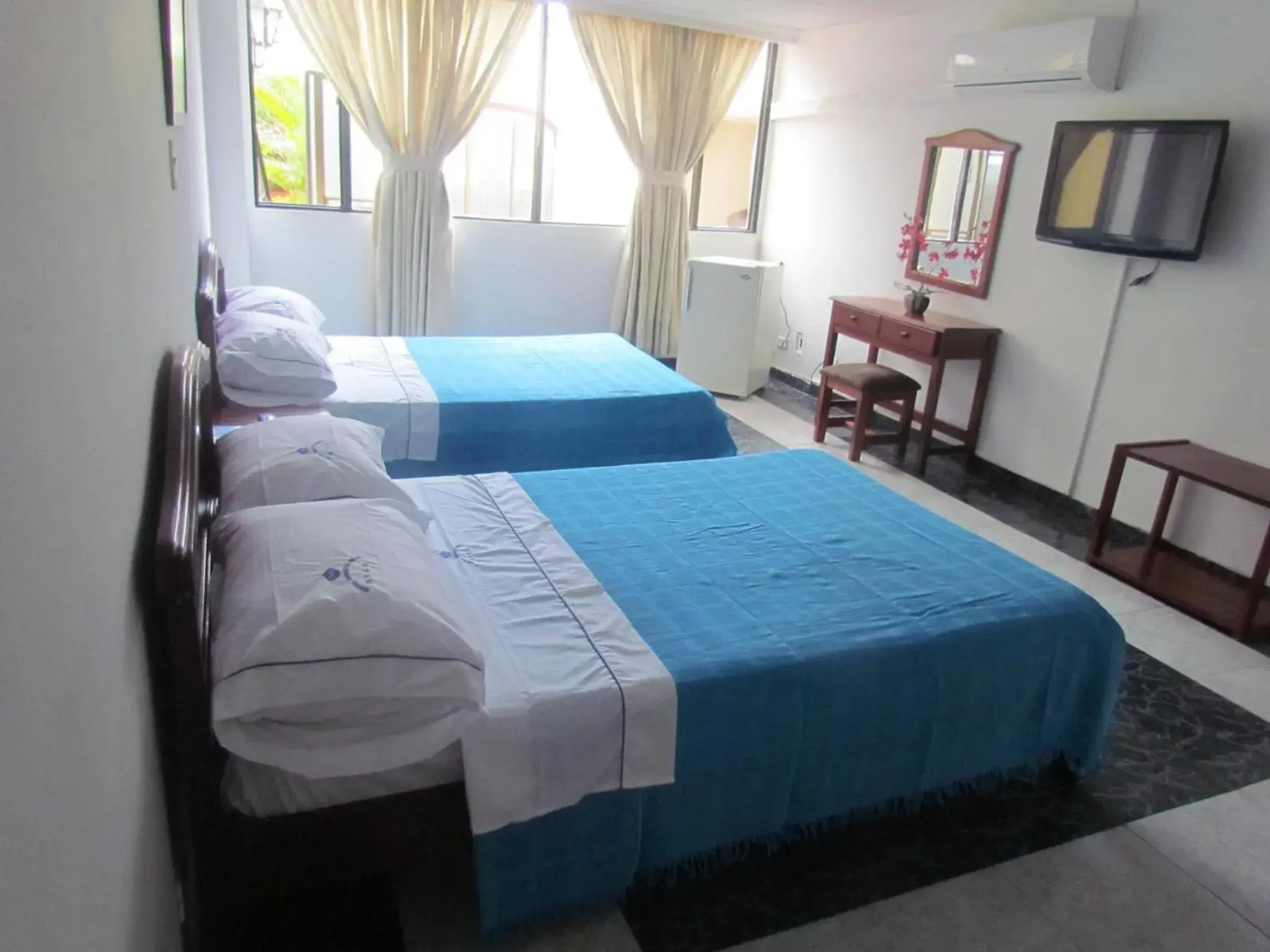 Twin Room - single occupancy in HOTEL DINASTIA REAL NEIVA Twin Room - single occupancy in HOTEL DINASTIA REAL NEIVA
