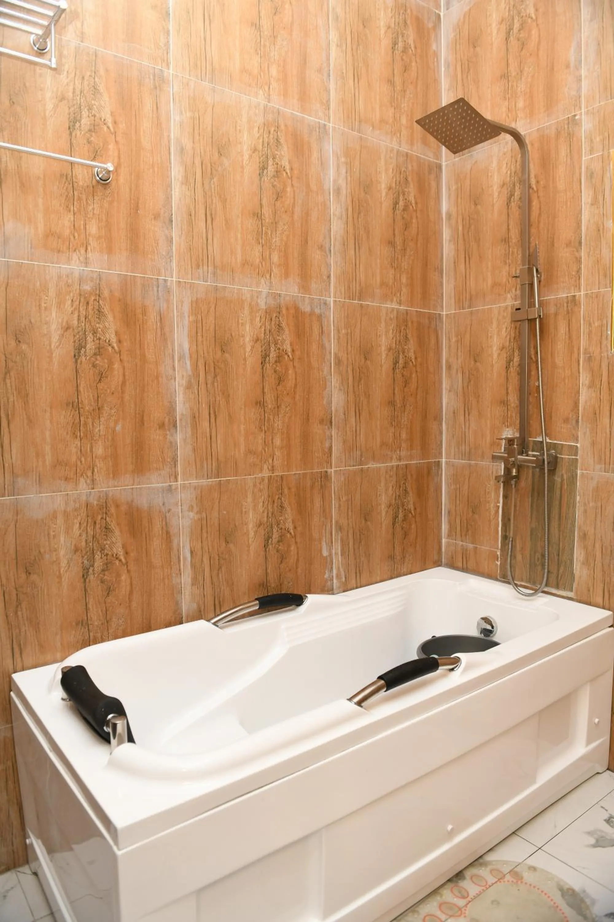 Shower in Portland Resort Hotel