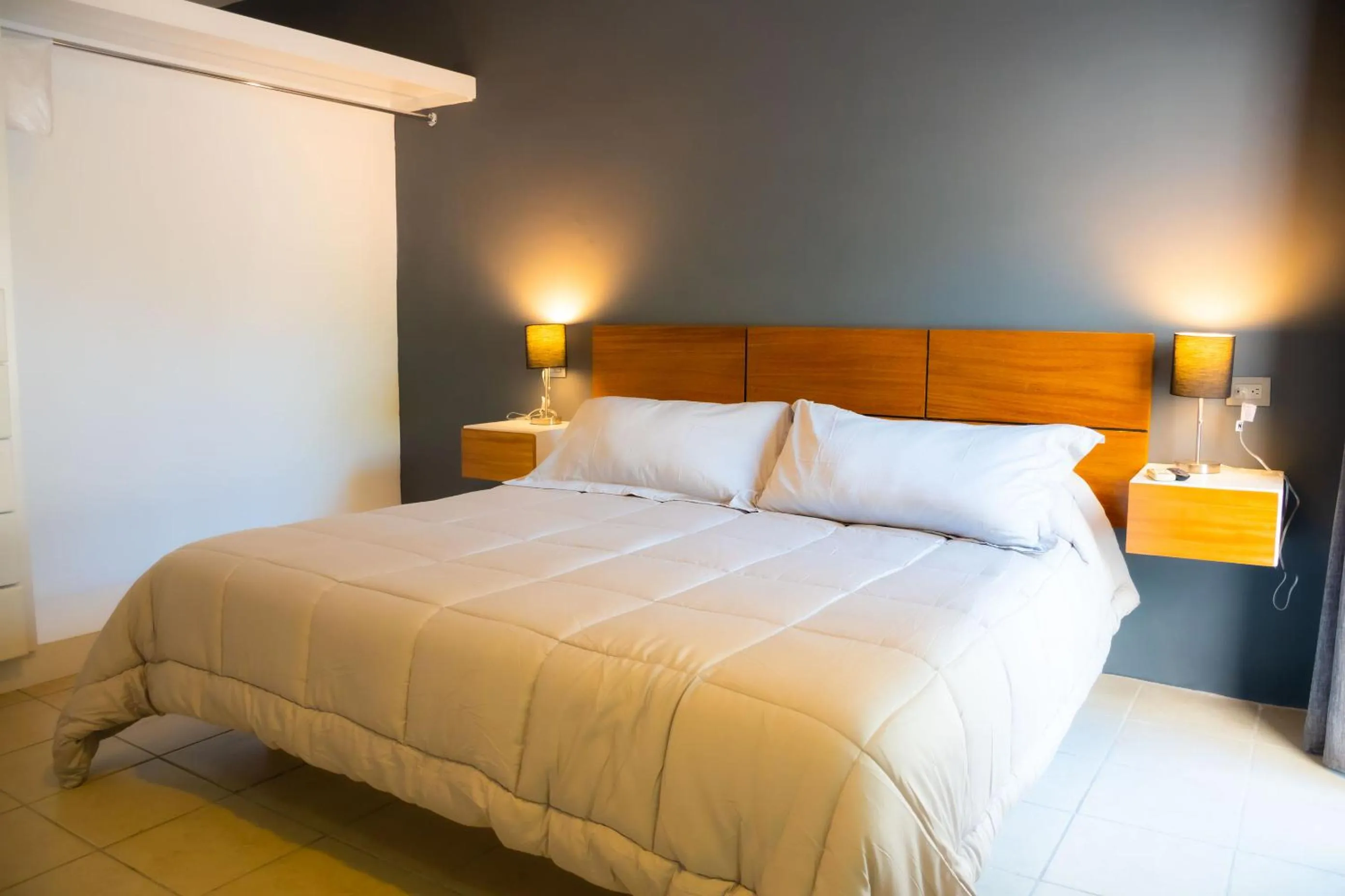 Photo of the whole room, Bed in Casa Madero La Paz