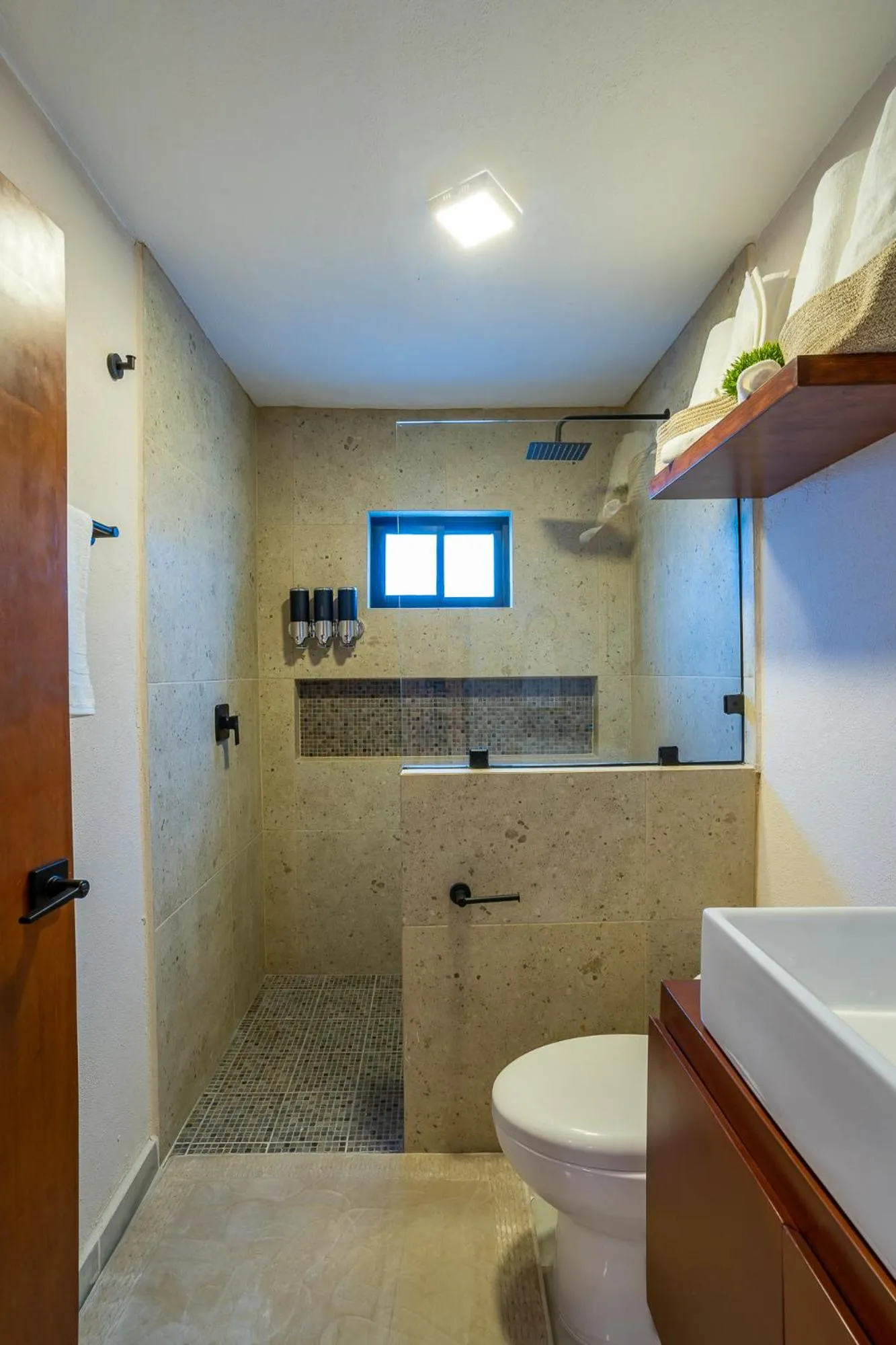 Shower in Casa Madero La Paz