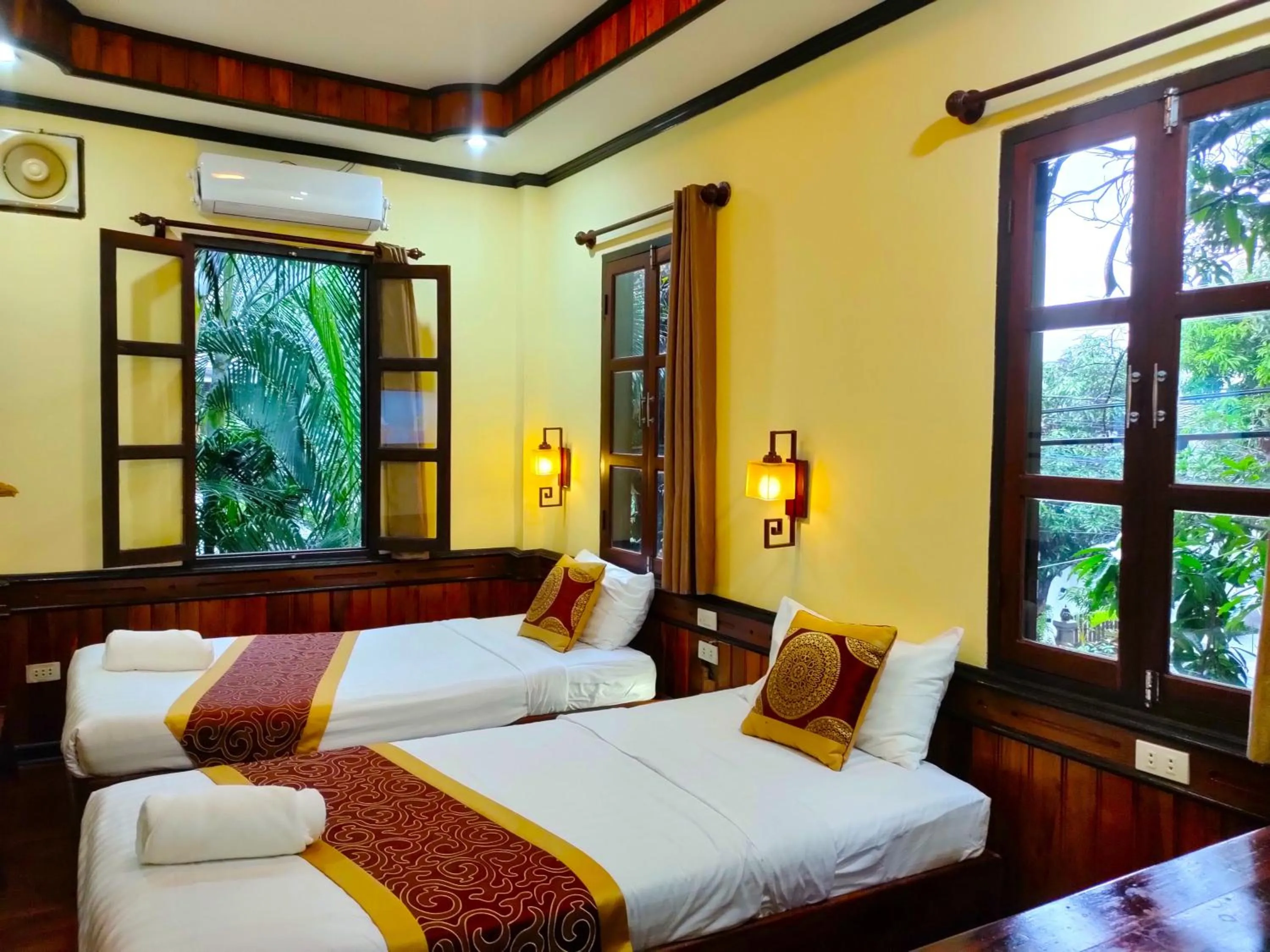 Bed in Lotus Corner - Heritage B&B