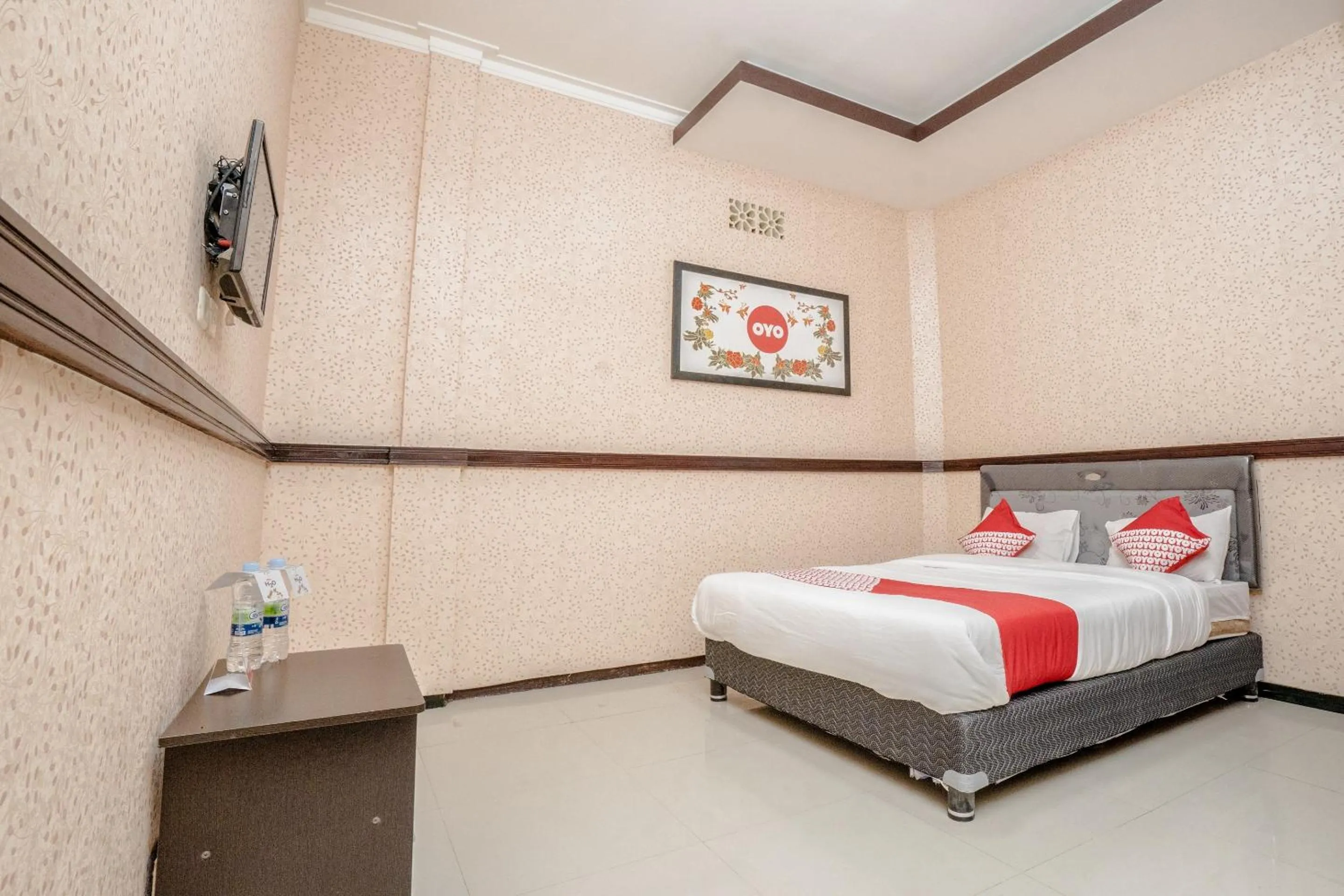 Bedroom, Bed in Hotel O Central Batu Near Jatim Park 3 Formerly Bunga Matahari Hotel