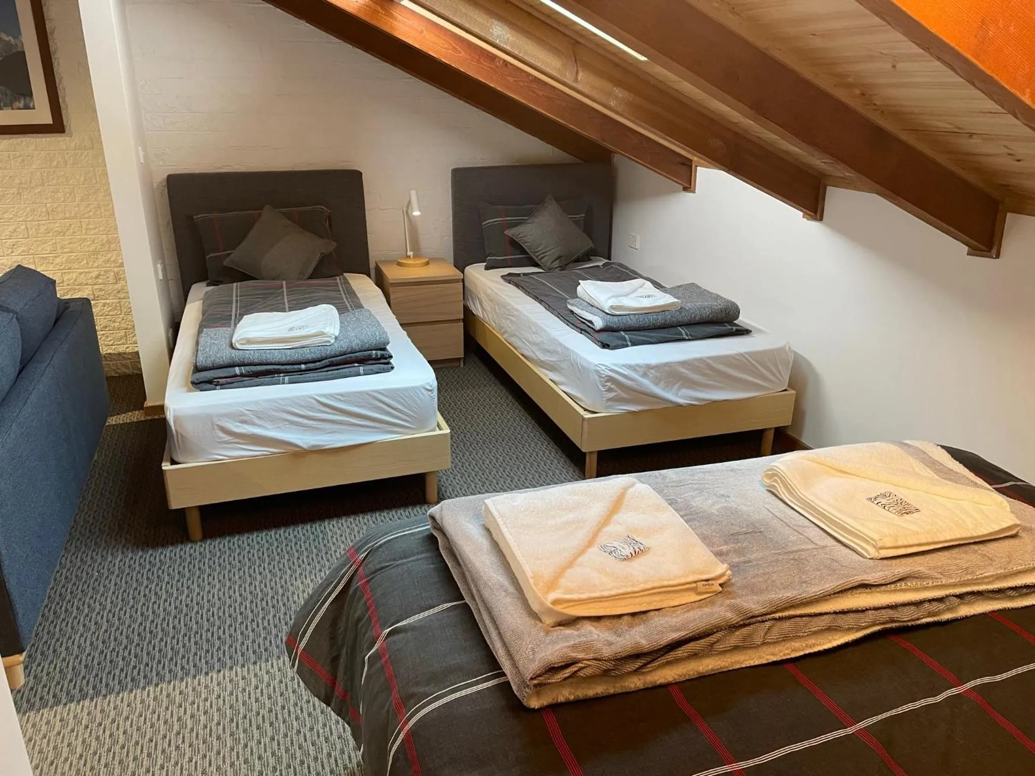 Bed in Alpine Retreat Mt Buller