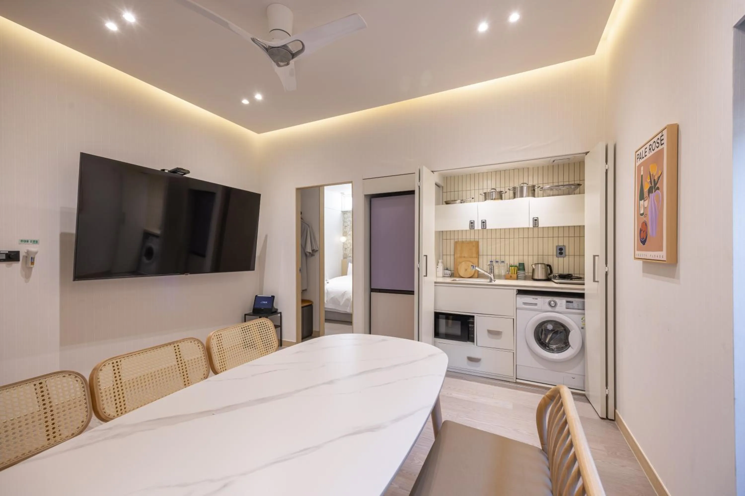 Brown Dot Hotel Haeundae