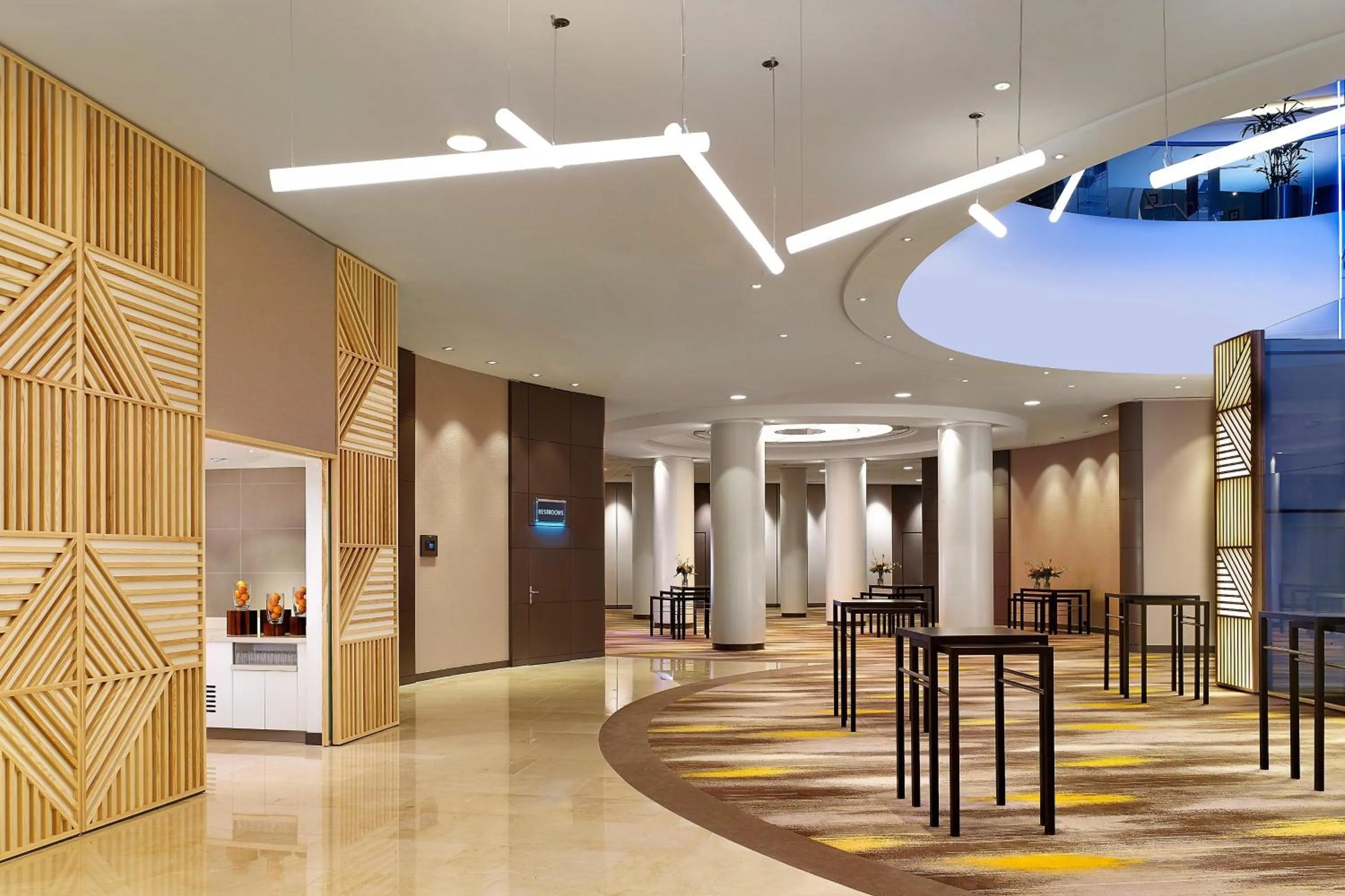 Meeting/conference room in Sheraton Amsterdam Airport Hotel and Conference Center