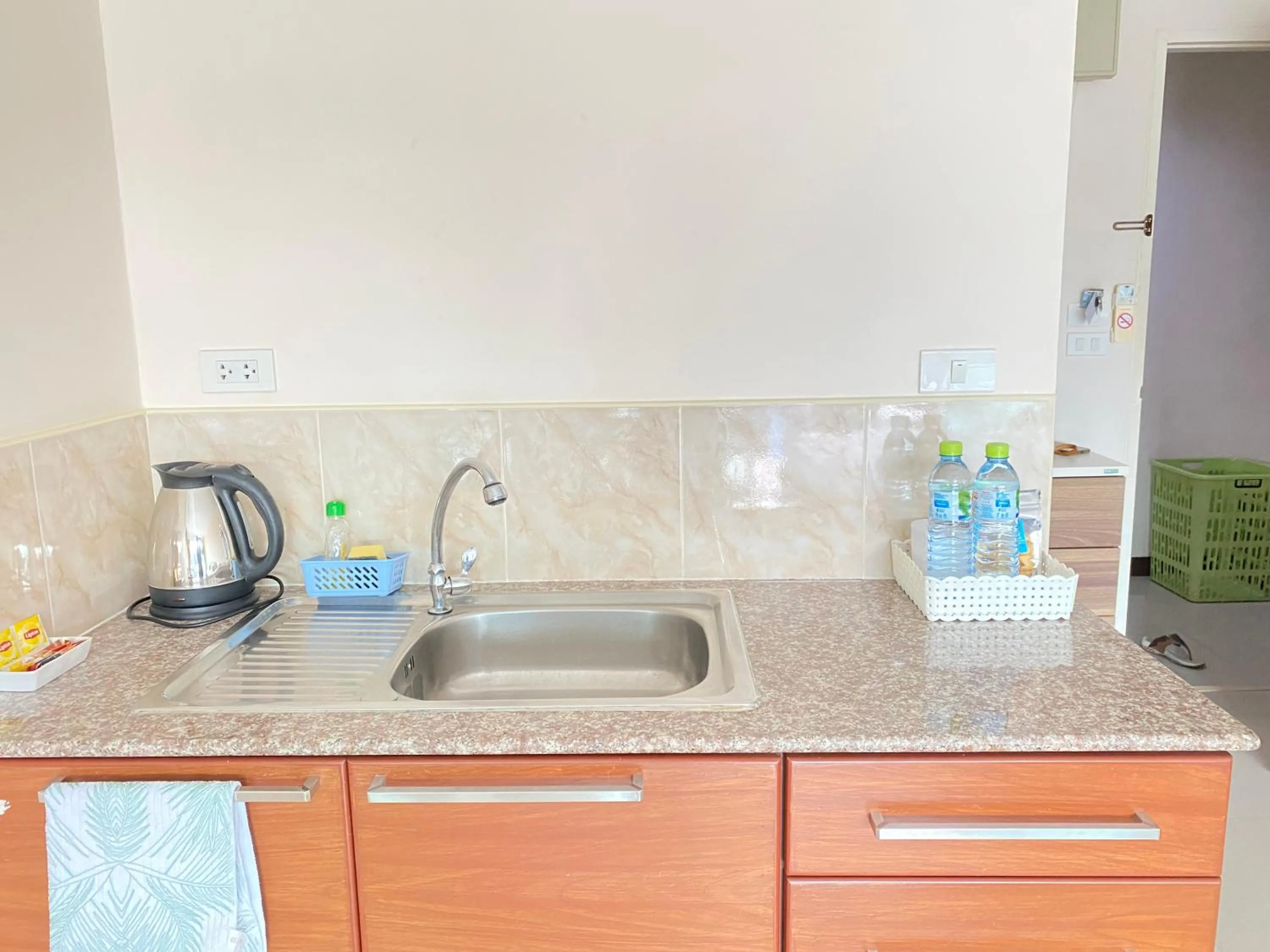 Coffee/tea facilities in Dream Boutique Hotel