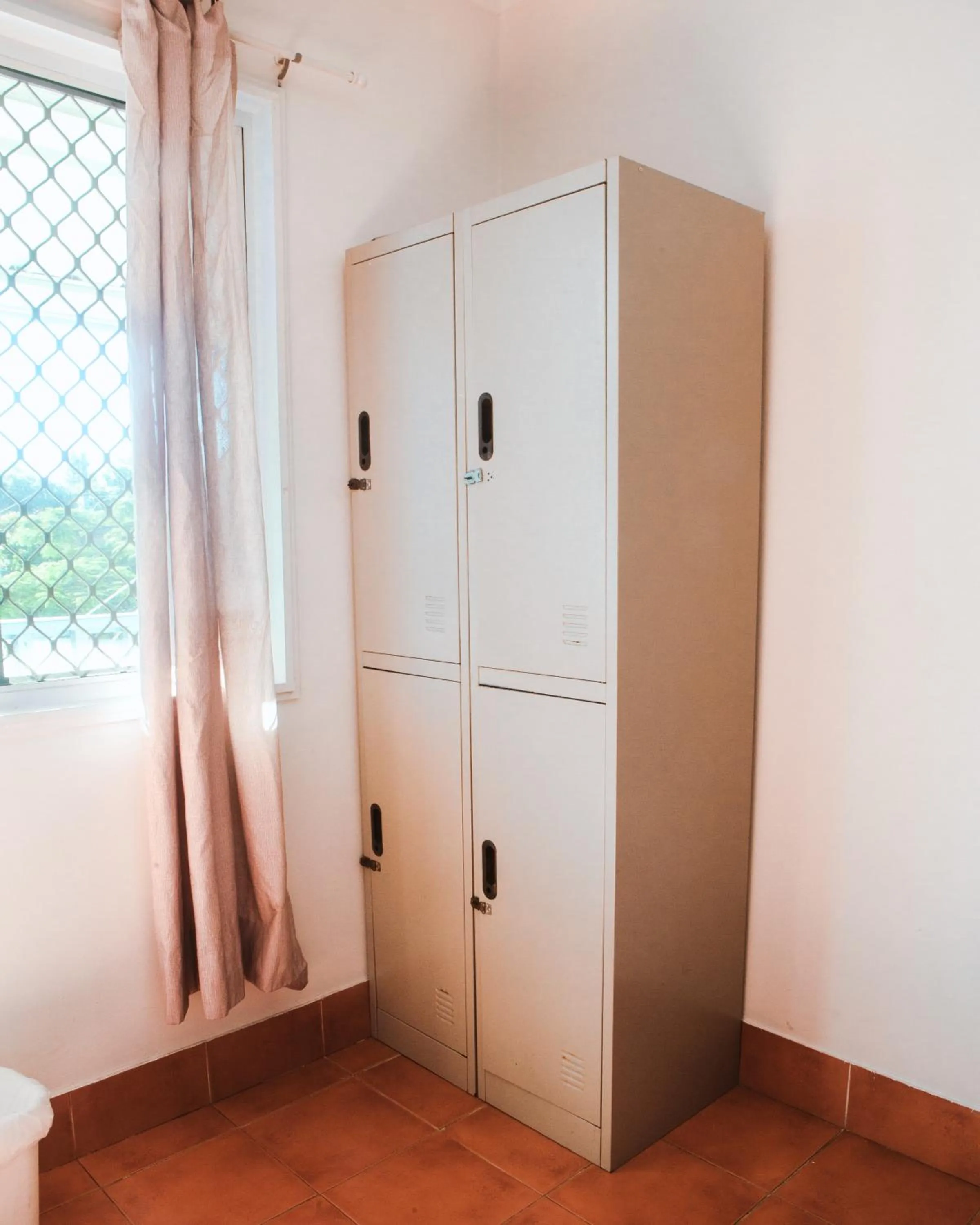 Decorative detail in Budds In Surfers Backpackers