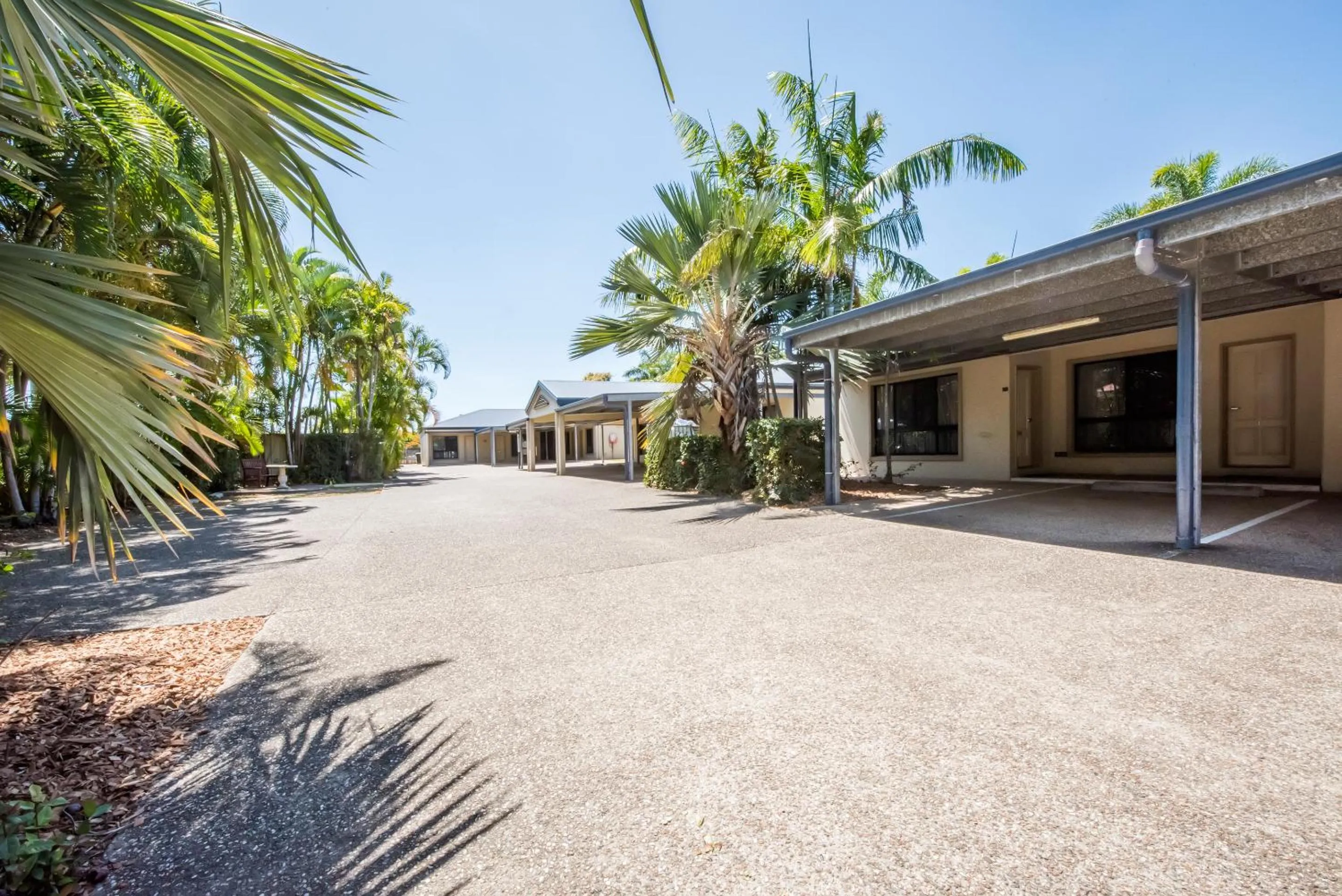 Property building in Coral Cay Resort