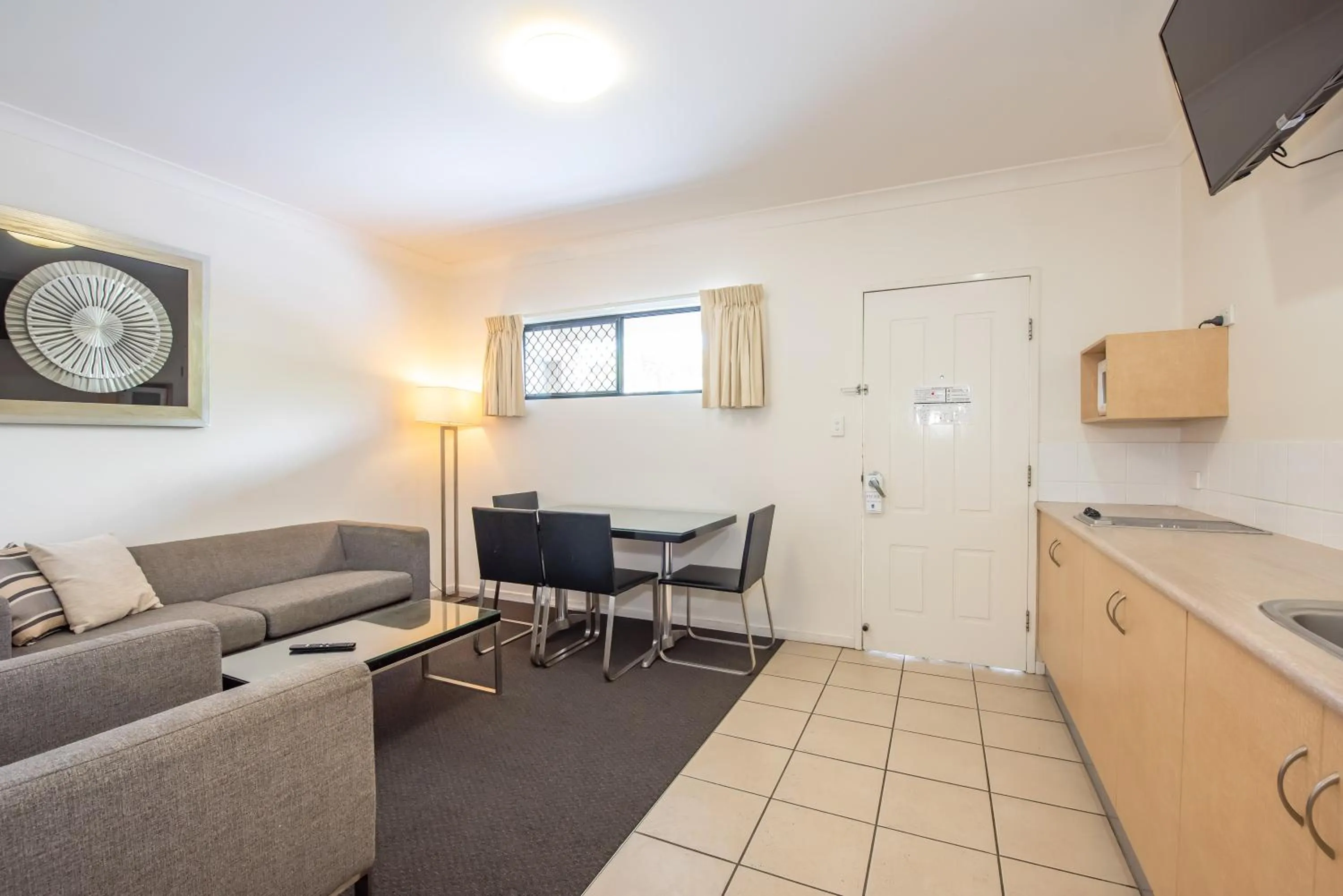 Kitchen or kitchenette in Coral Cay Resort