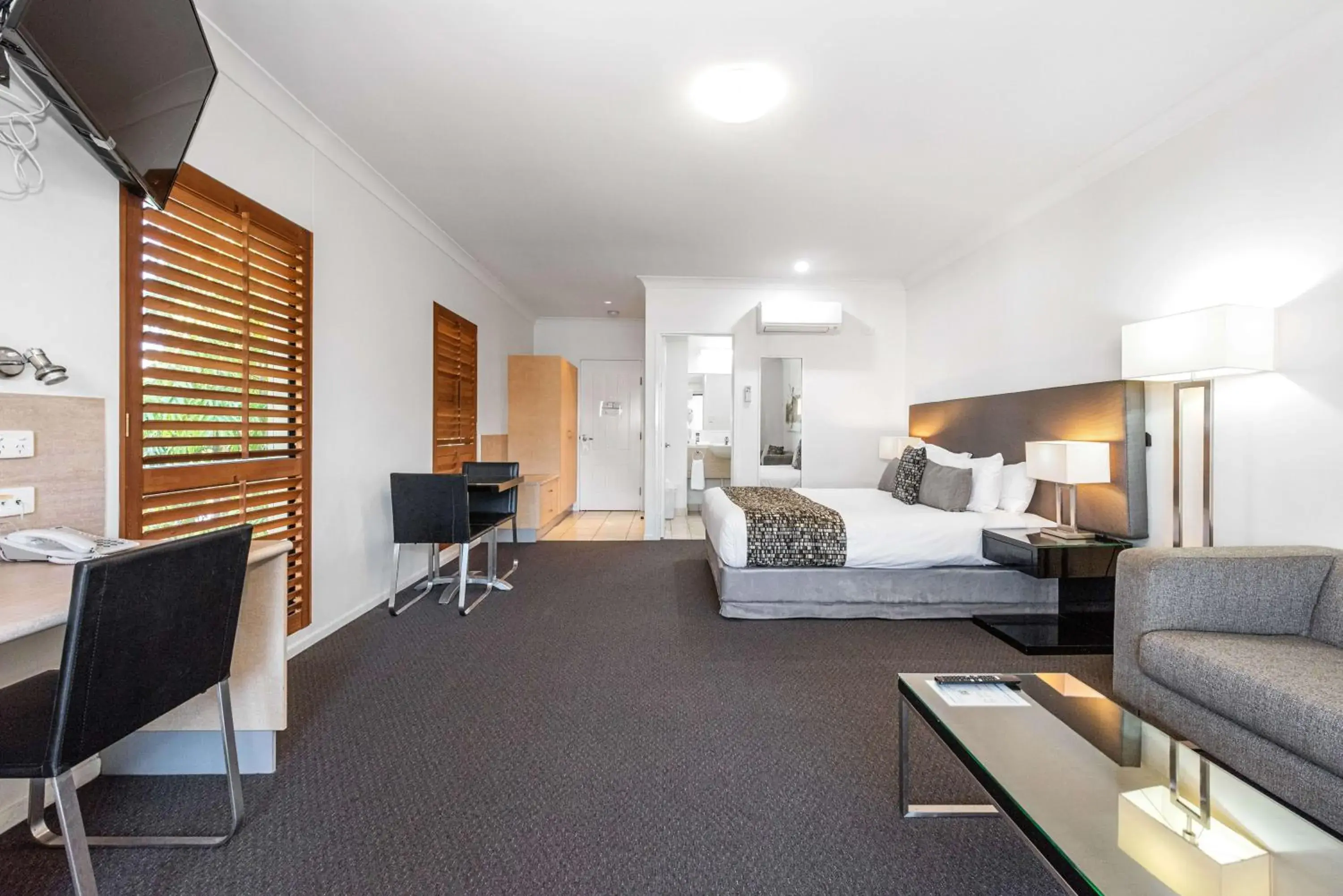 Queen Superior in Coral Cay Resort Queen Superior in Coral Cay Resort