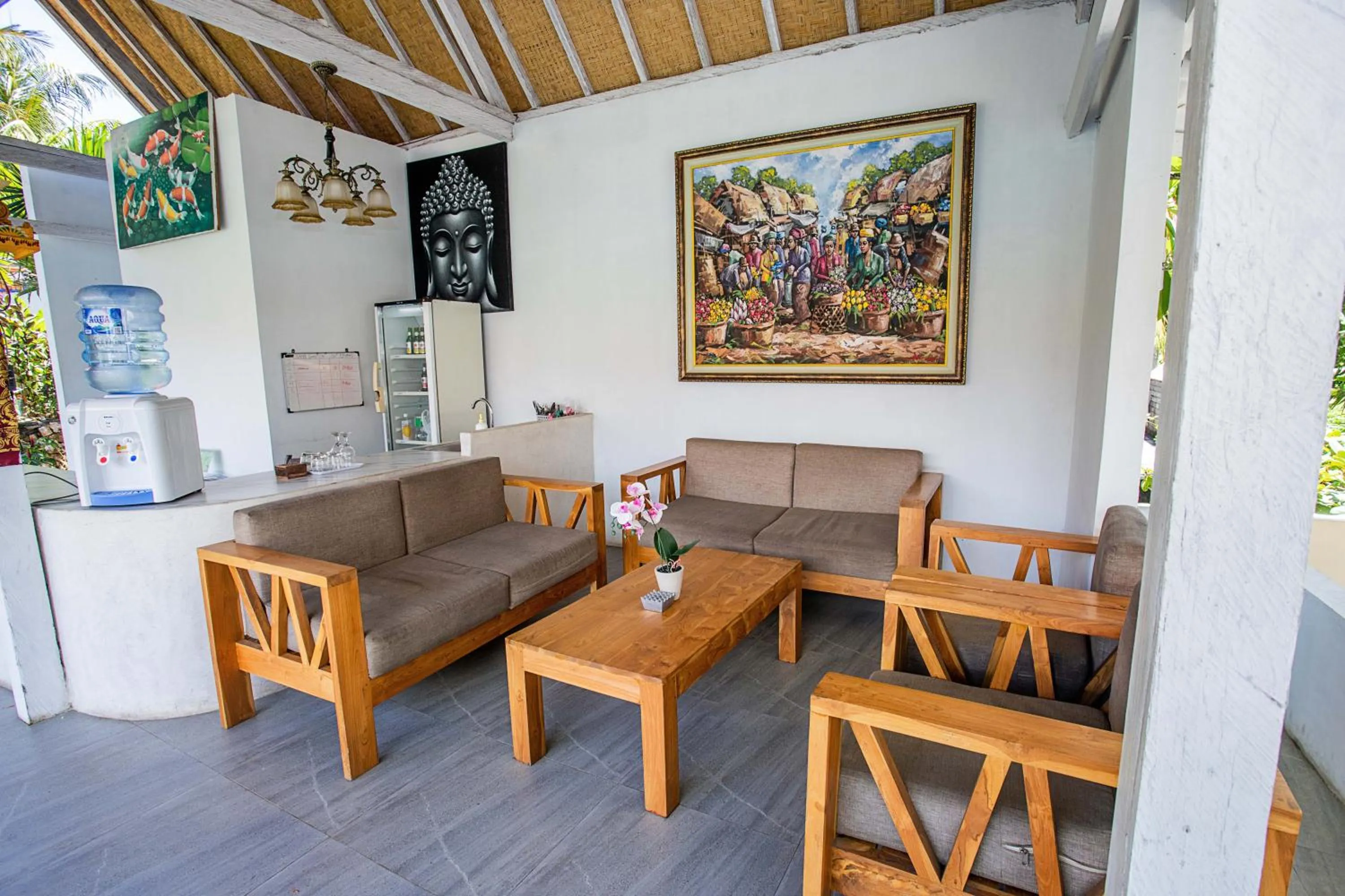 Restaurant/places to eat in Blue Sky Villa Ceningan