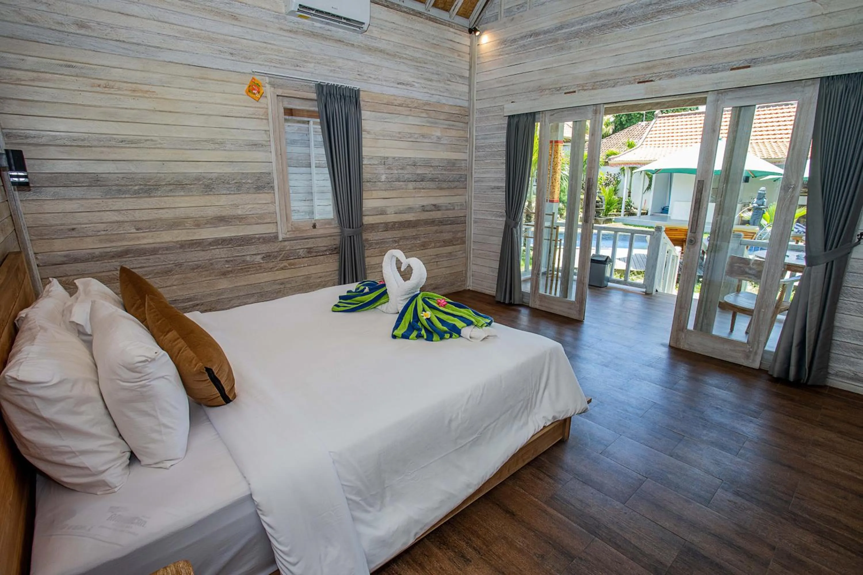 Bedroom, Bed in Blue Sky Villa Ceningan