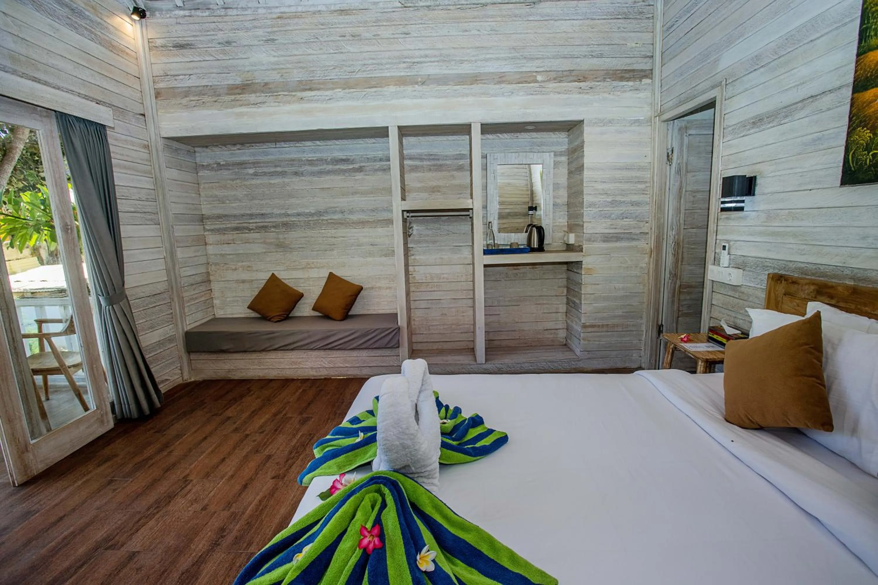 Bed in Blue Sky Villa Ceningan