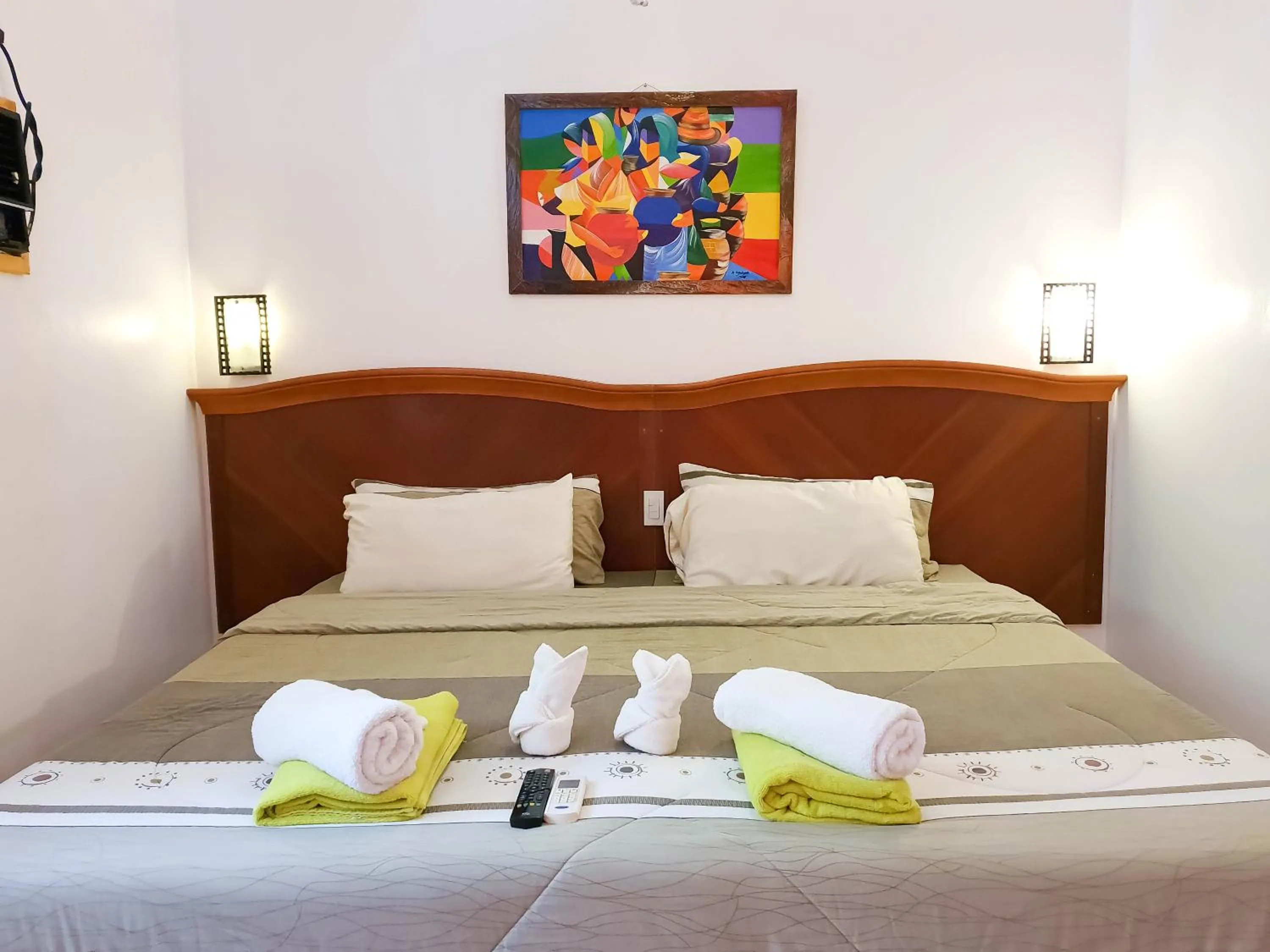 Bed in Cocoloco Beach Resort