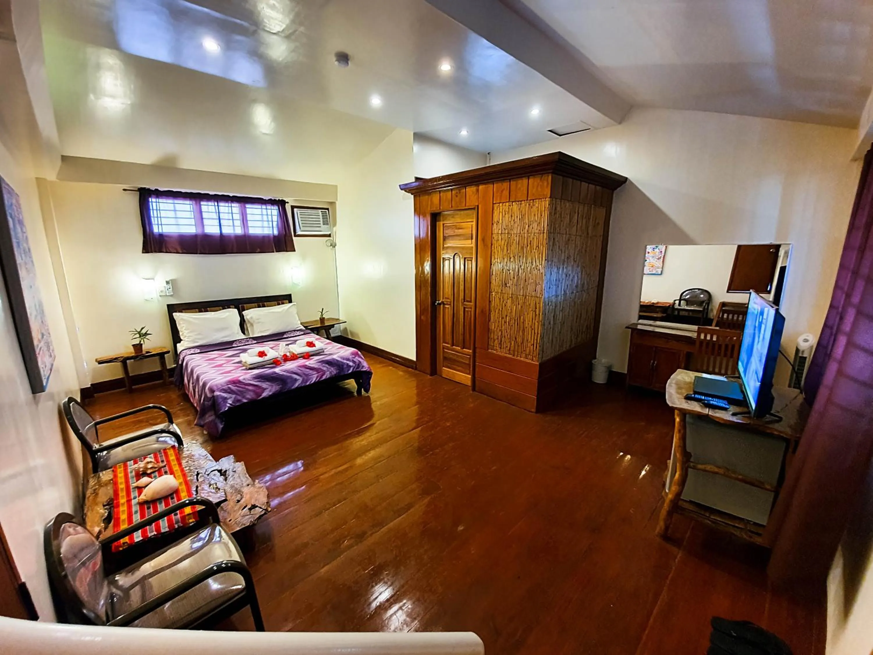 TV and multimedia, Bed in Cocoloco Beach Resort